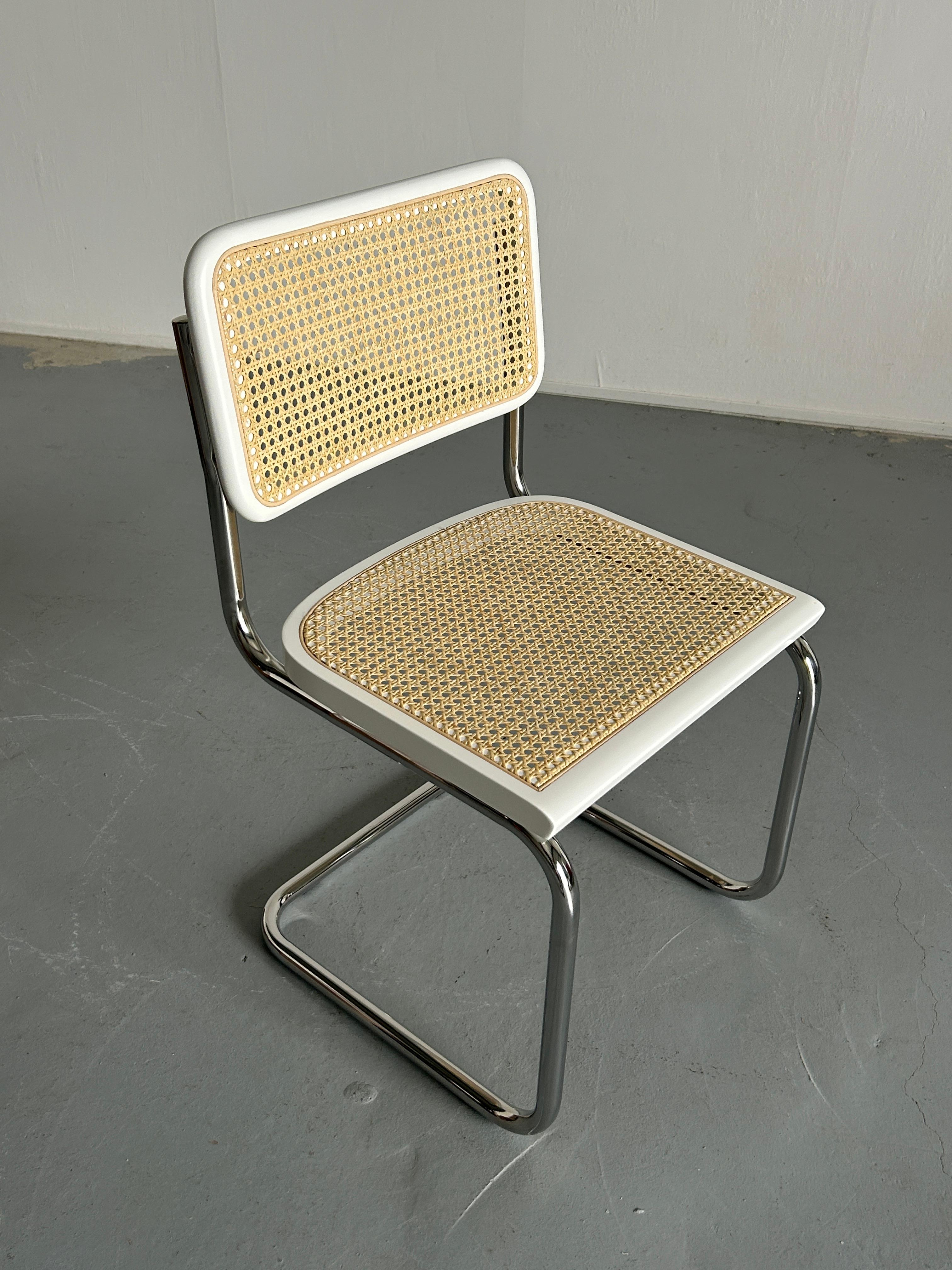 1 of 12 Vintage Cesca Mid-Century Cantilever Chair, Marcel Breuer B32 Design In Good Condition For Sale In Zagreb, HR