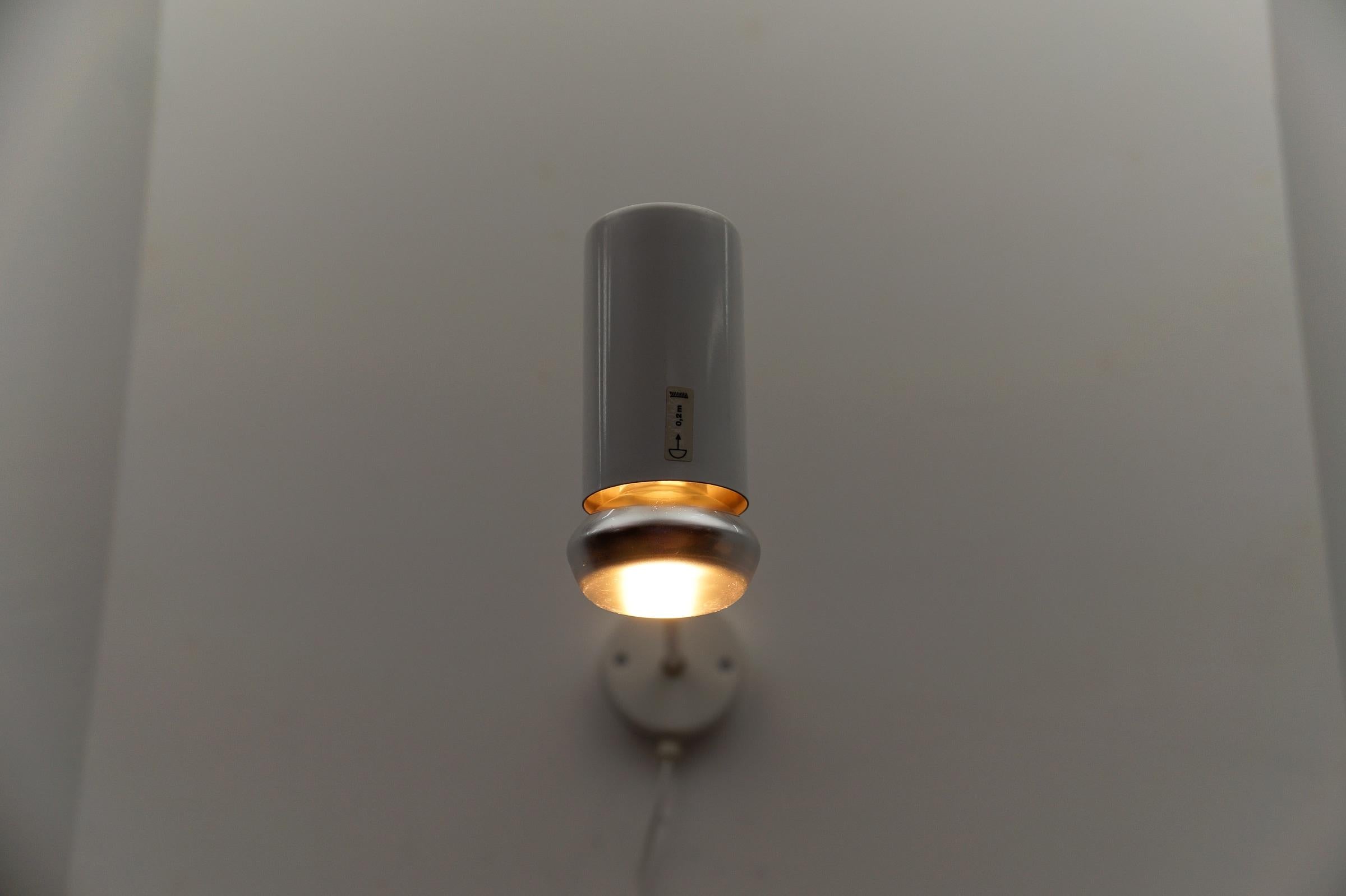 Metallo 1 of 14 Lampade da parete per l'illuminazione di opere d'arte in stile Mid-Century Modern, Germania anni '60 in vendita