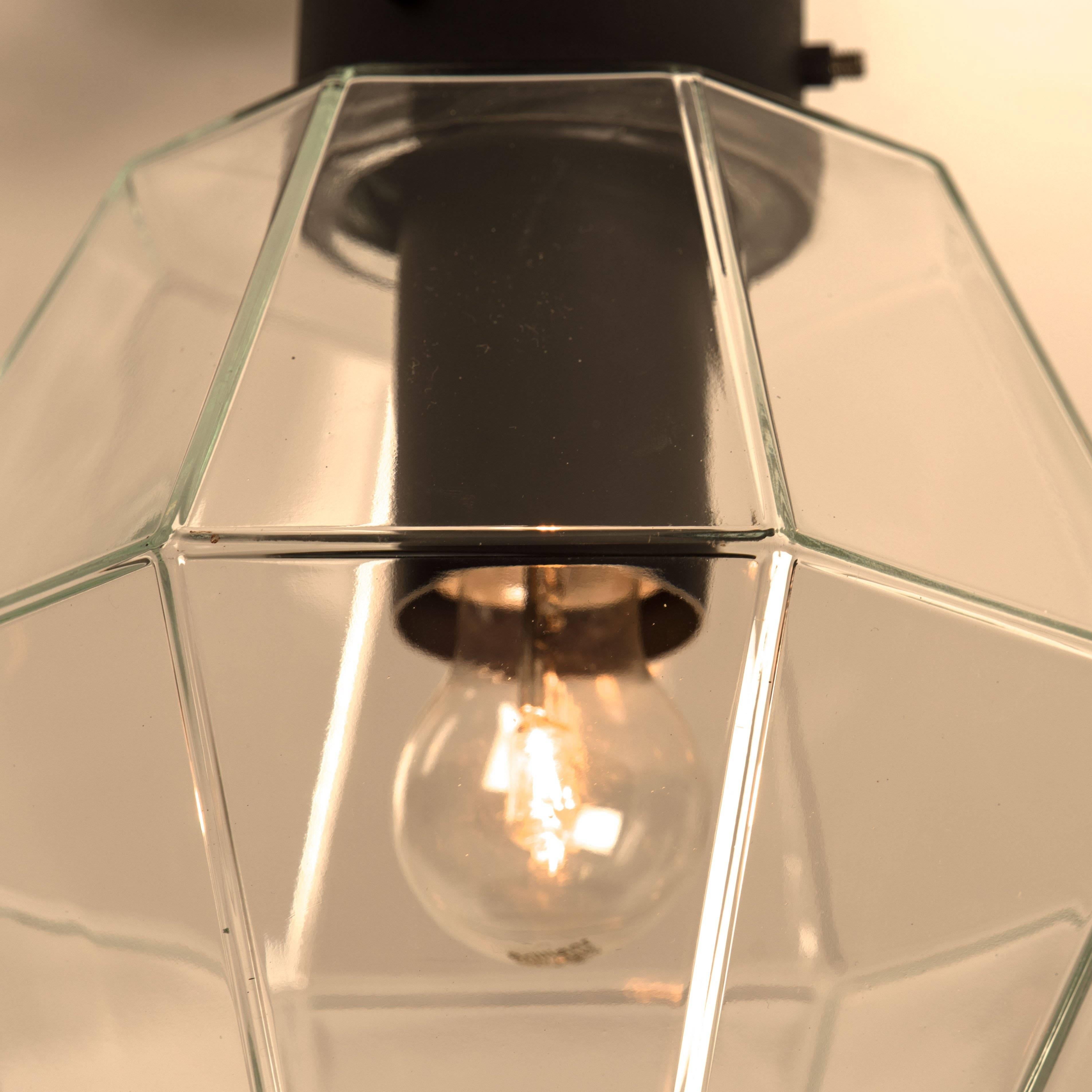Allemand 1 des 16 lampes encastrées géométriques en verre et en fonte pour extérieur/intérieur Limburg en vente