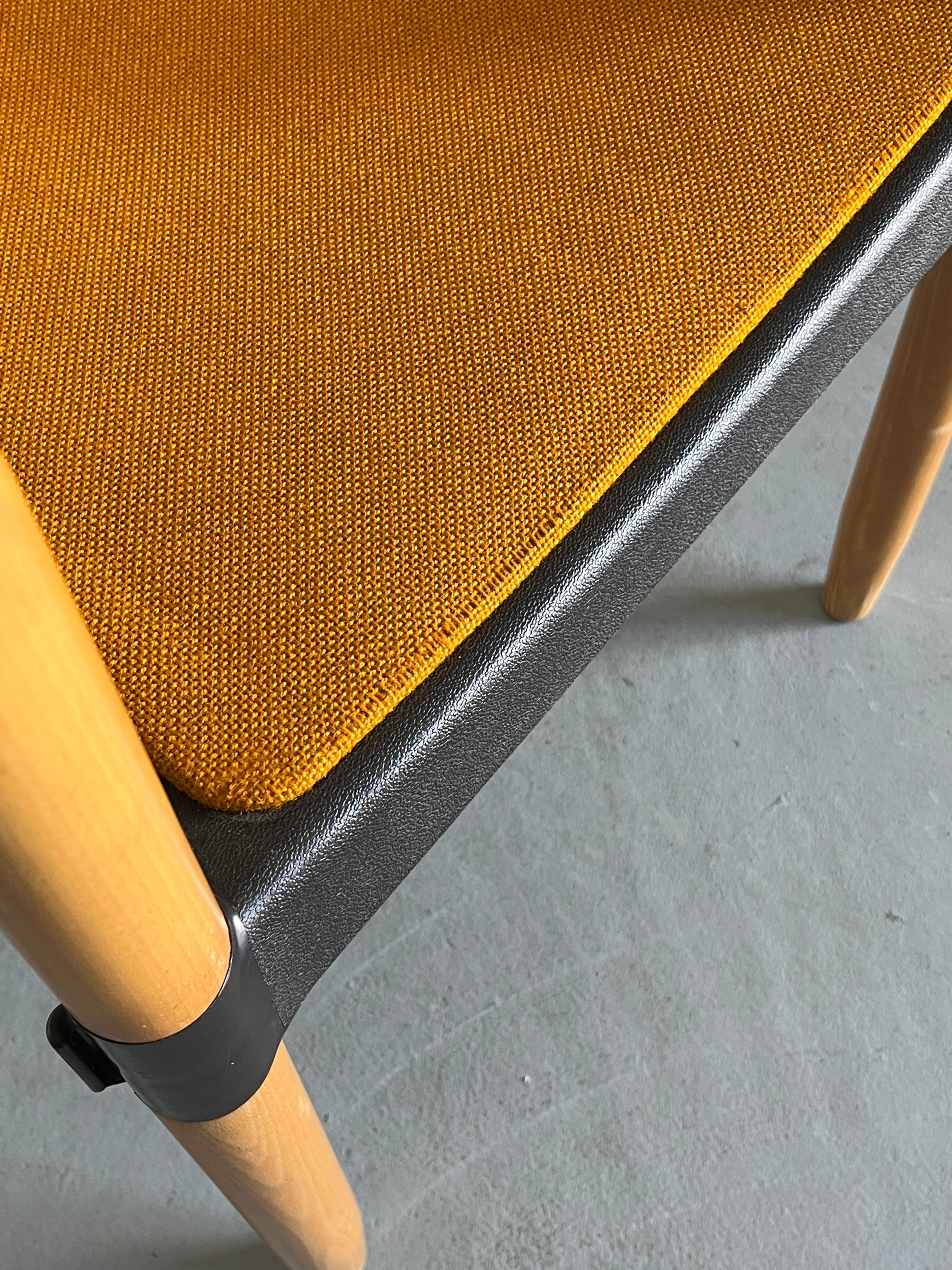 1 des 19 fauteuils empilables Strax de Hartmut Lohmeyer pour Casala, années 80 en vente 7