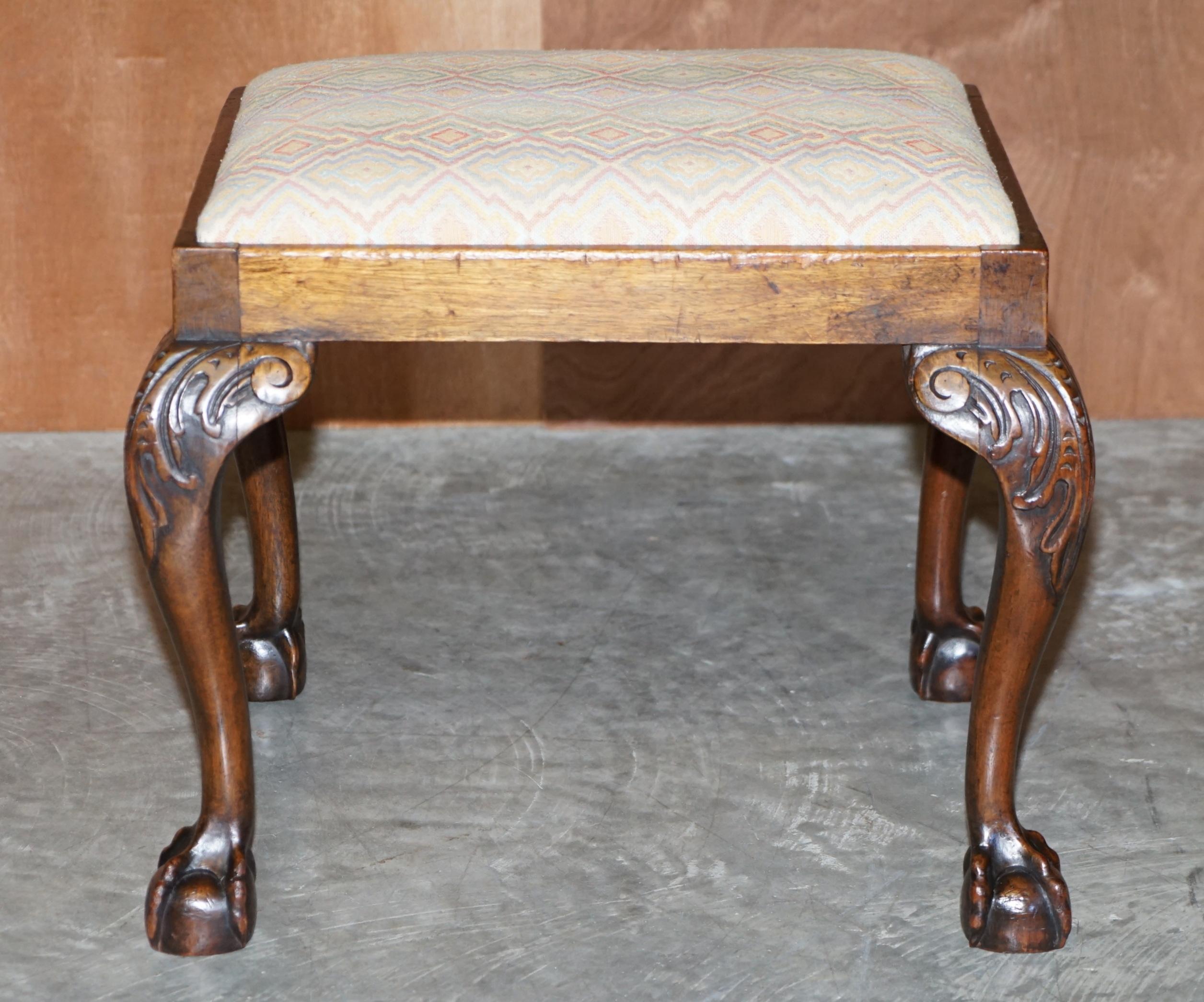 1 of 2 18th Century circa 1780 Georgian Claw & Ball Carved Walnut Stools For Sale 6