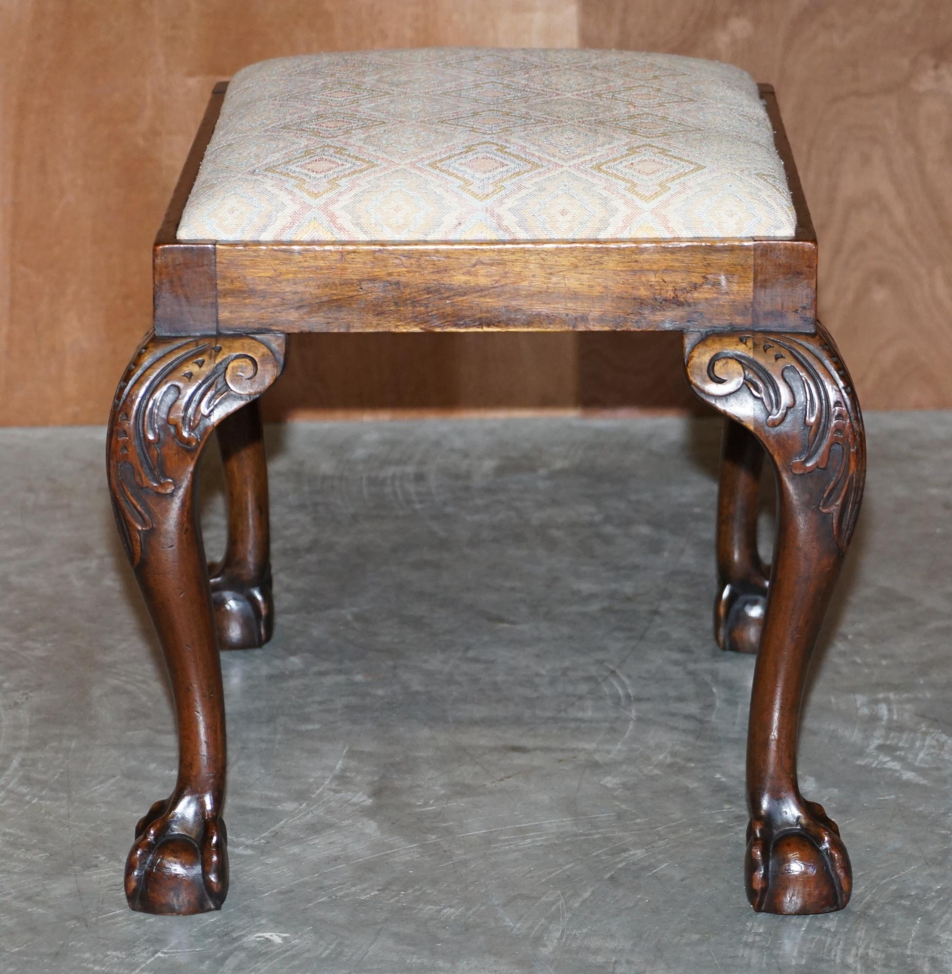 1 of 2 18th Century circa 1780 Georgian Claw & Ball Carved Walnut Stools For Sale 3