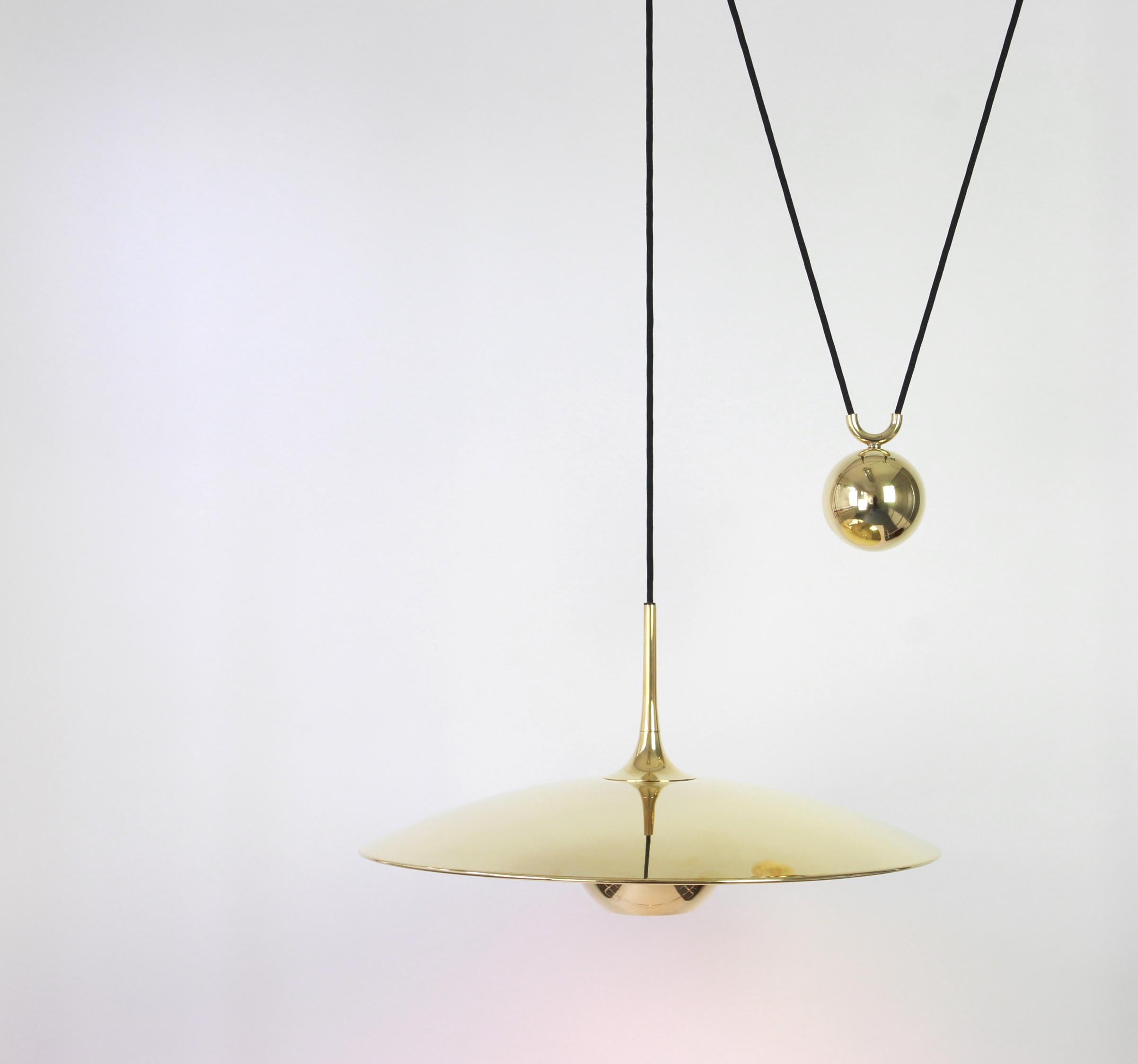 Late 20th Century 1 of 2 Adjustable Brass Counterweight Pendant Light by Florian Schulz, Germany