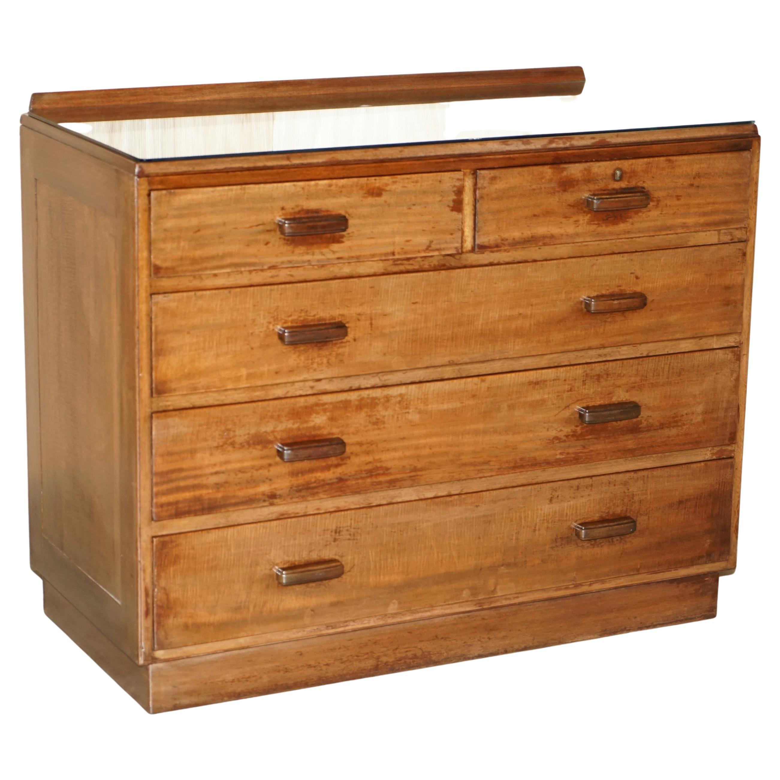 Alfred COX Mid-Century Modern Chests of Drawers Circa 1952 English Oak For Sale