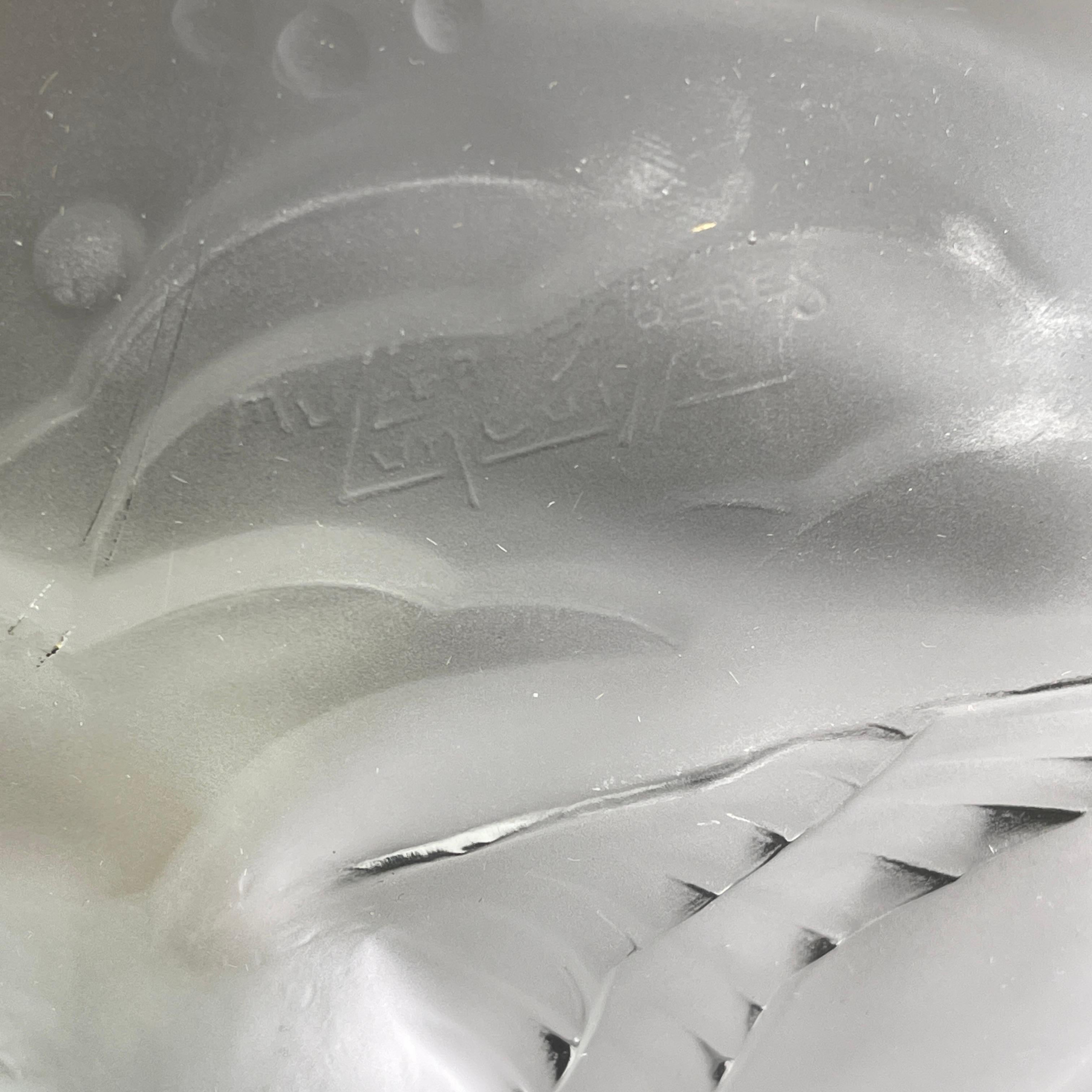 French Art Deco Muller Feres Luneville glass bowl with bird motifs, 1930s For Sale