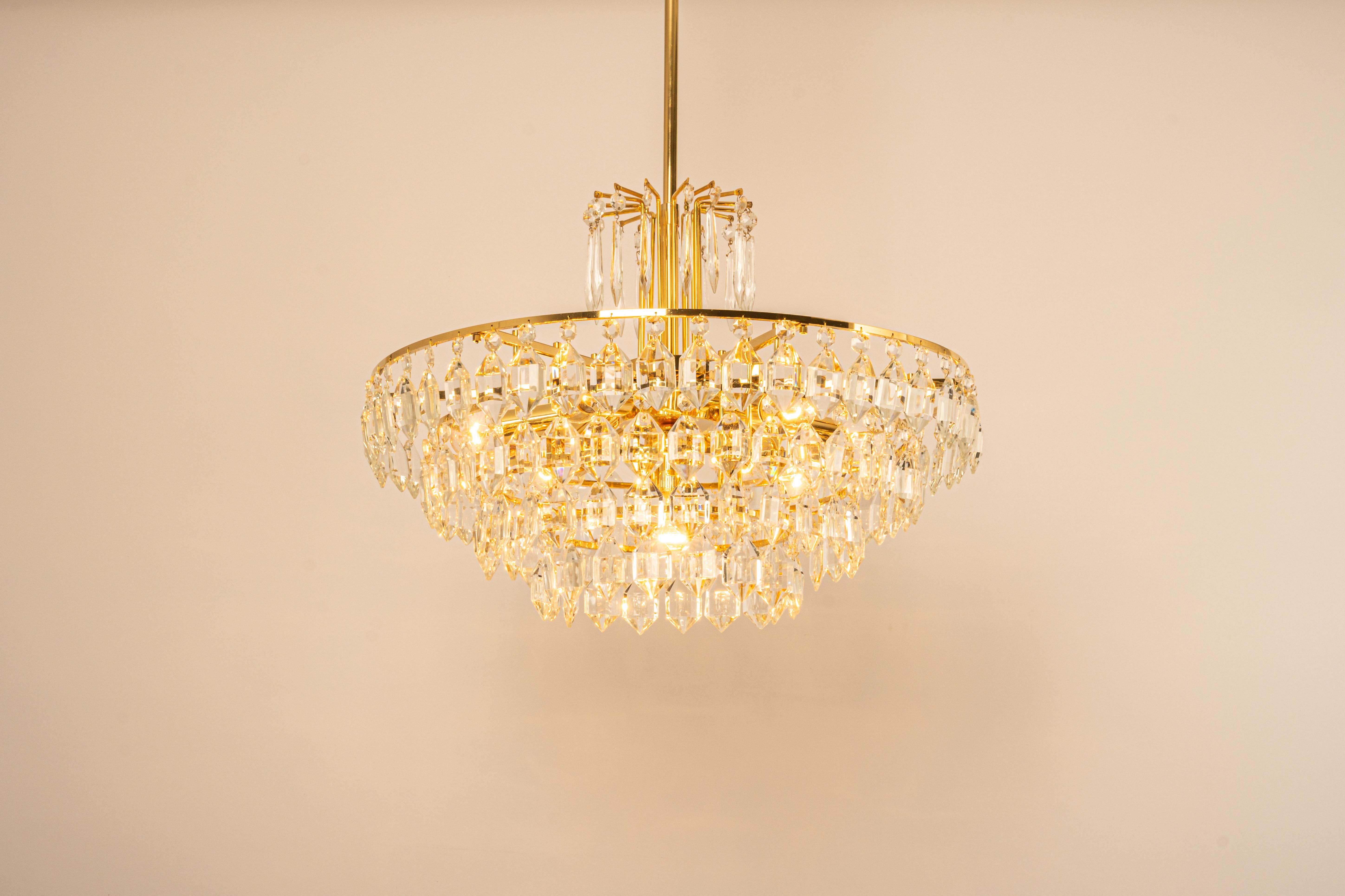 1 of 2 Bakalowits Chandelier, Brass and Crystal Glass, Austria, 1960s For Sale 2