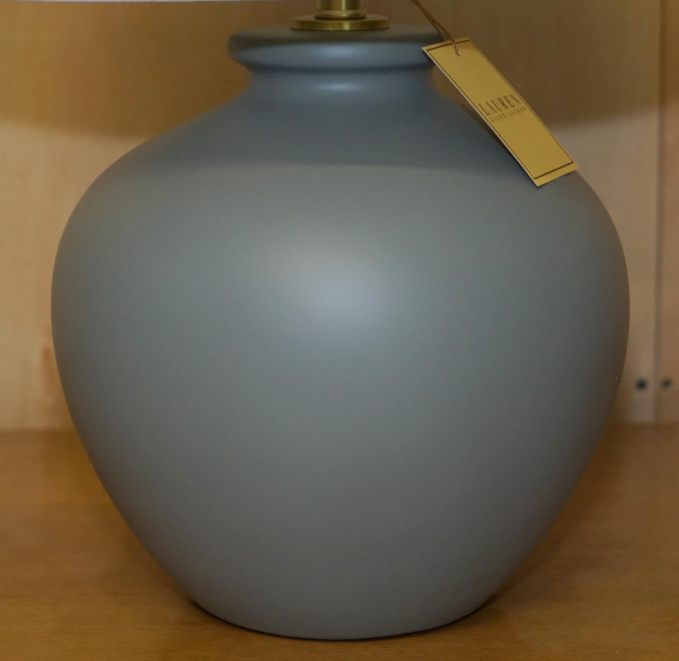 Contemporary 1 OF 2 BRAND NEW IN THE BOX RALPH LAUREN CERAMIC GREY VASE SHAPE TABLE LAMPs For Sale