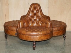 1 DI 2 DIVANI A QUATTRO POSTI IN PELLE MARRONE Chesterfield TETE A TETE
