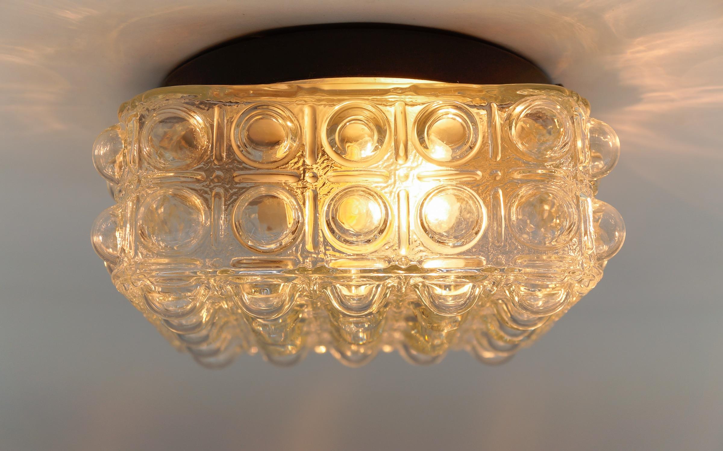 1 of 2 Clear Bubble Glass Flush Mount Lamp by Helena Tynell, Germany 1960s For Sale 6