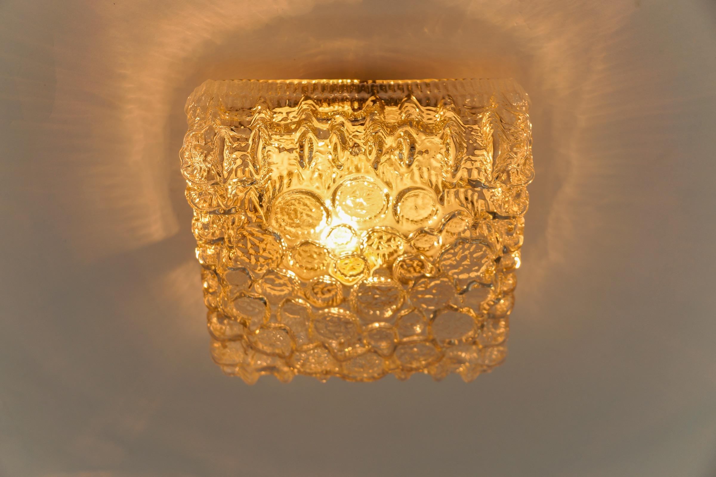 1. of 2 Clear Bubble Glass Mount Lamp Helena Tynell, Germany 1960s In Good Condition For Sale In Nürnberg, Bayern