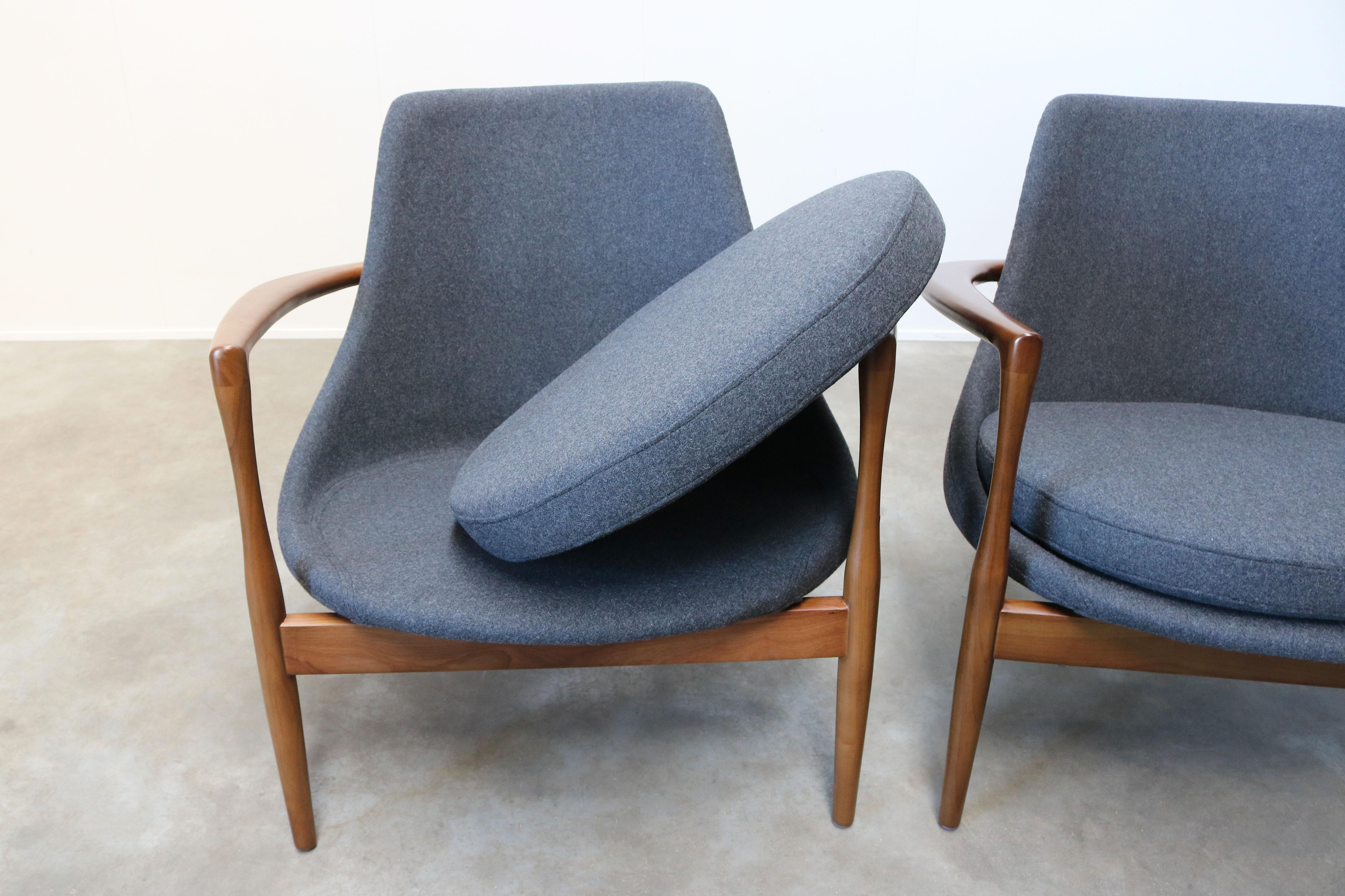 1 of 2 Danish Design Style 1950 New Modern Lounge Chair Walnut Grey Cashmere 1