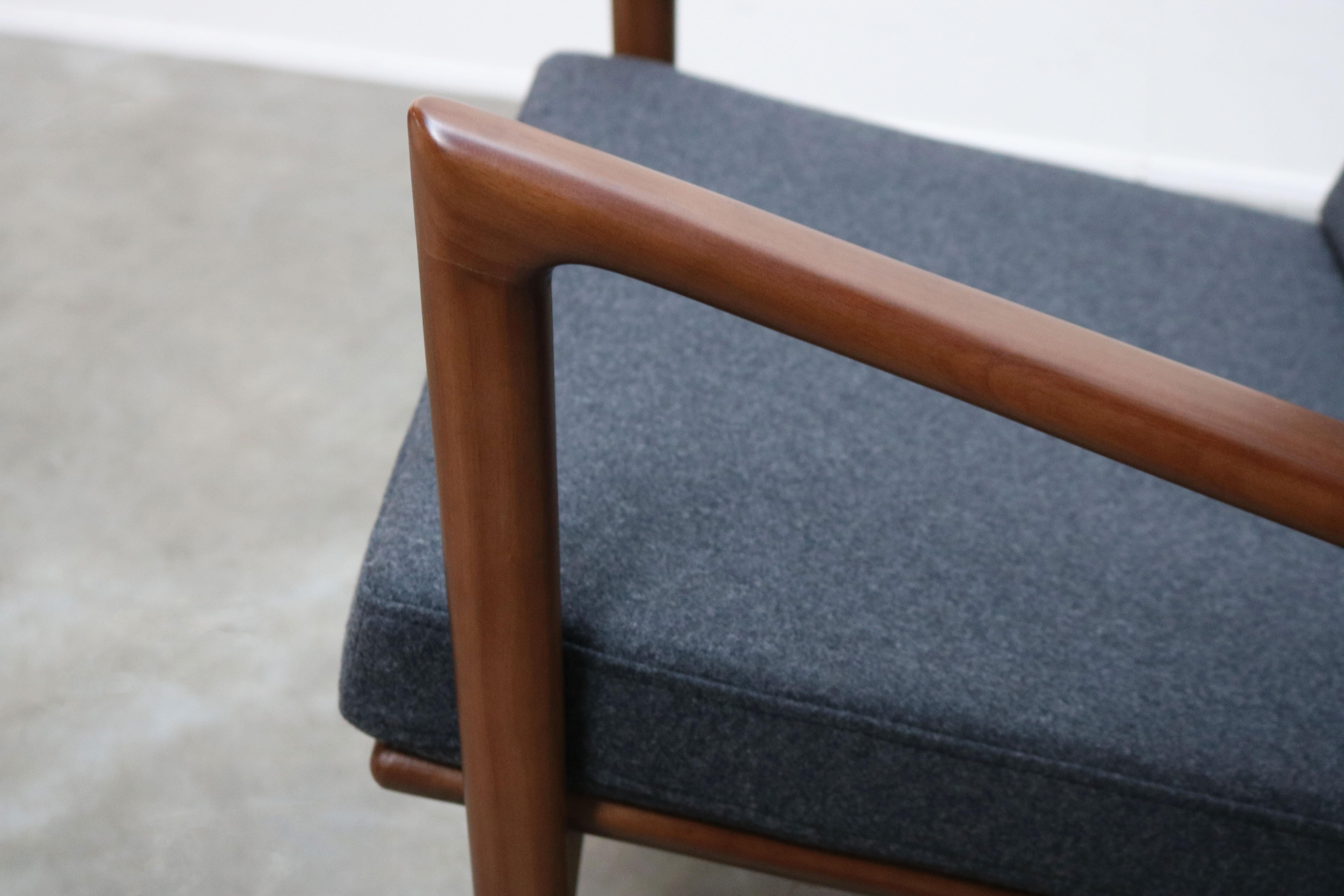1 of 2 Danish Design Style 1950 New Modern Rocking Chair Walnut Grey Cashmere  3