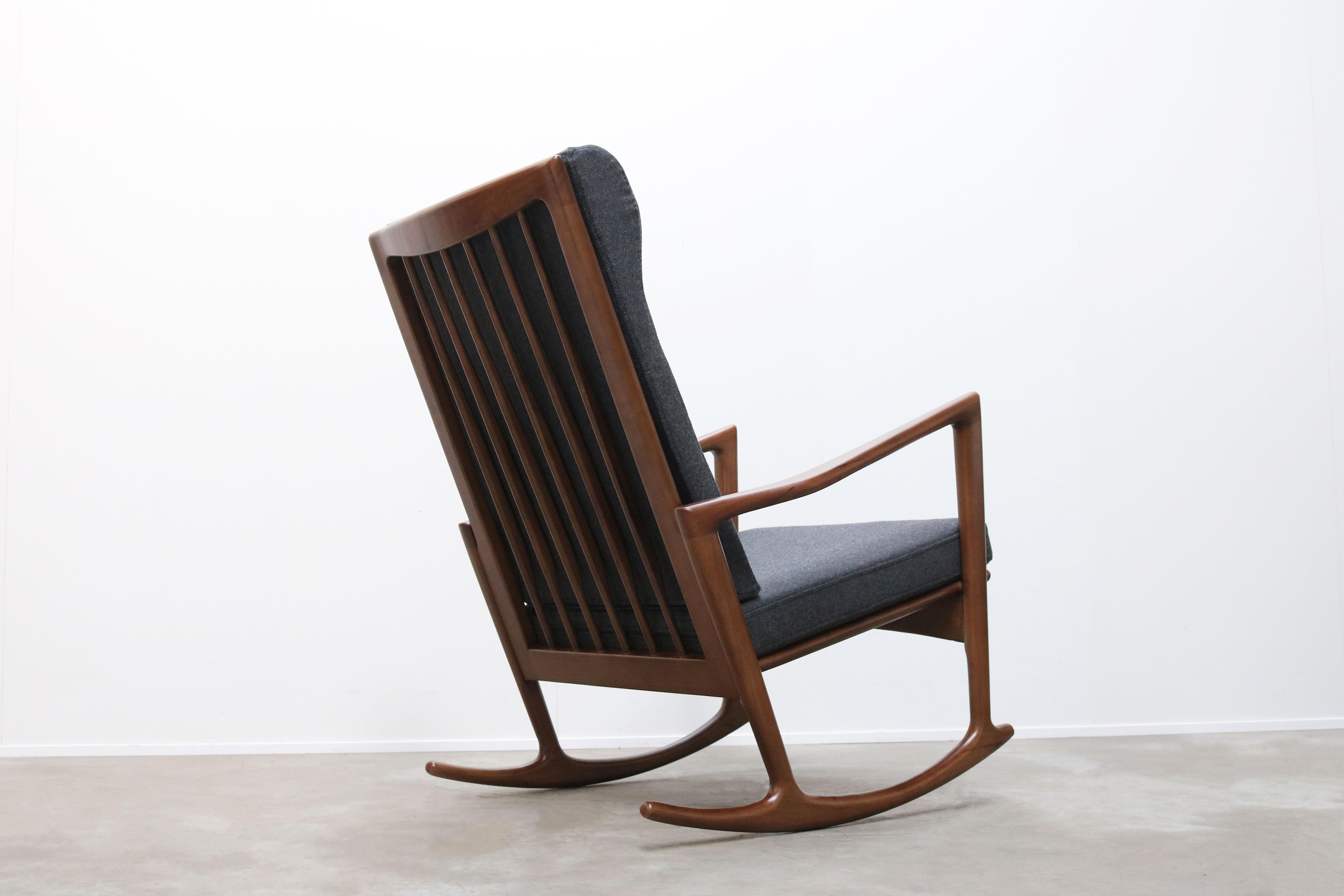 1 of 2 Danish Design Style 1950 New Modern Rocking Chair Walnut Grey Cashmere  4