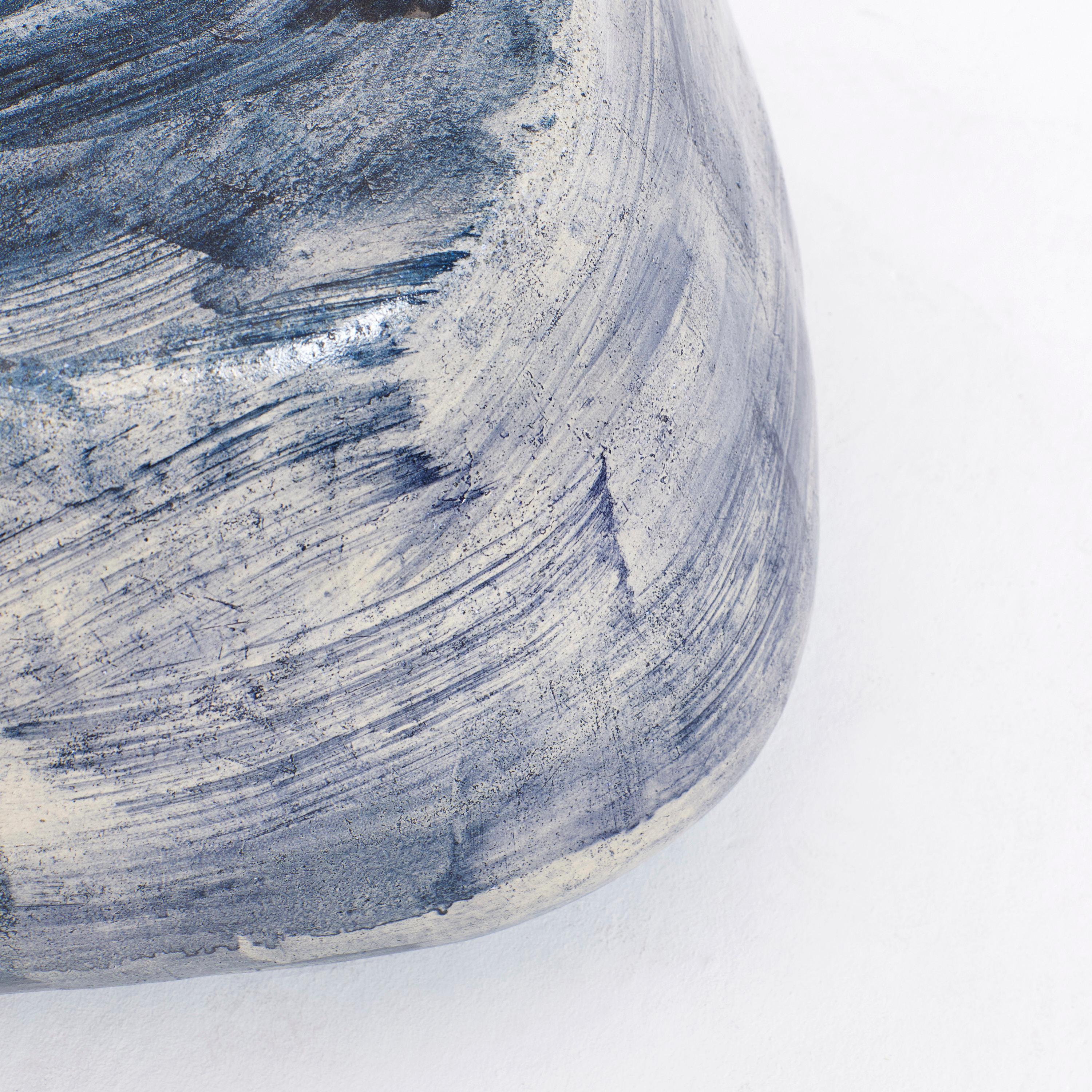 1 de 2 Dépôt Table personnalisée pour Tamara Feldman - Table basse en céramique bleue en vente 1