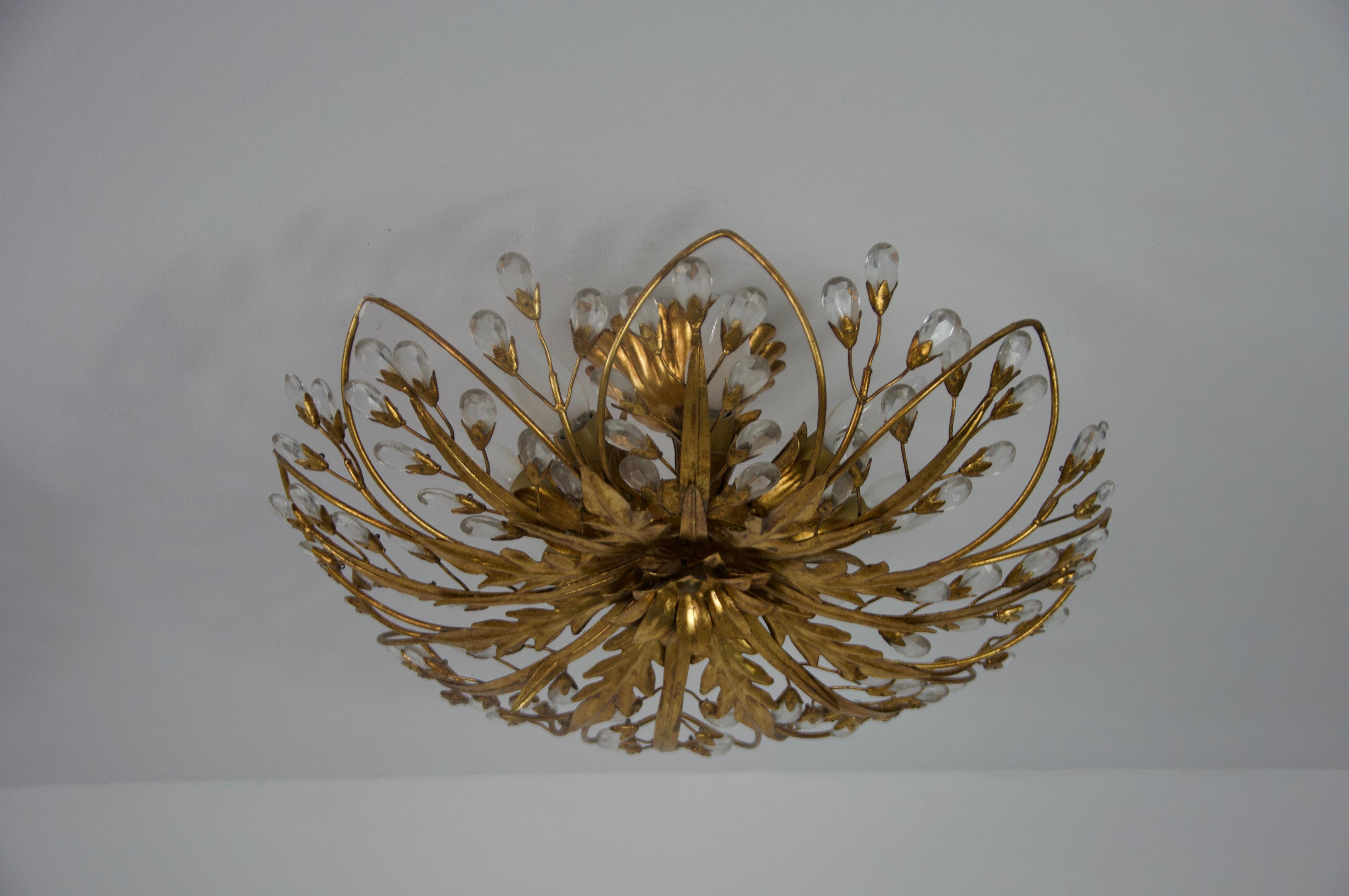 1 von 2 Florentine Flower Shape Flush Mount von Banci Firenze, Italien, 1970er Jahre (Hollywood Regency) im Angebot