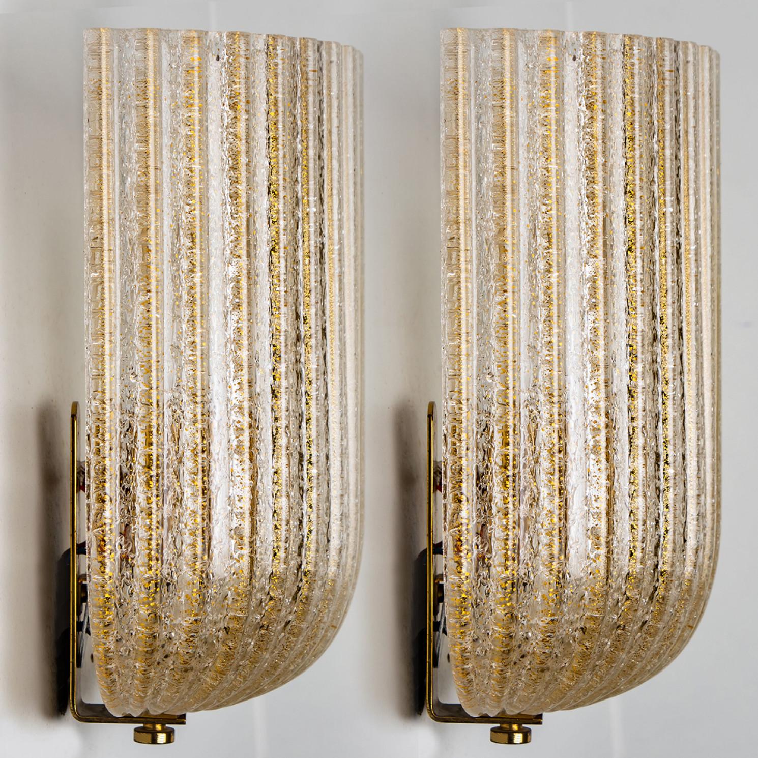 1 of 2 Fluted Murano Glass Wall Sconces Barovier, Italy, 1960s 8