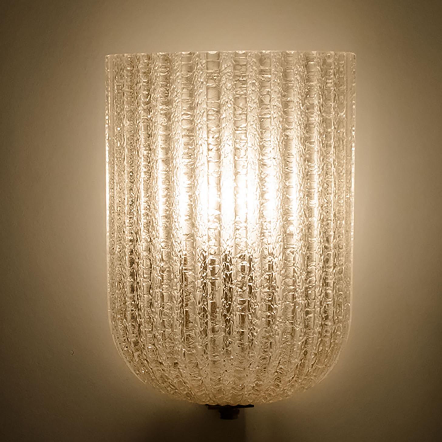 Mid-Century Modern 1 of 2 Fluted Murano Glass Wall Sconces Barovier, Italy, 1960s
