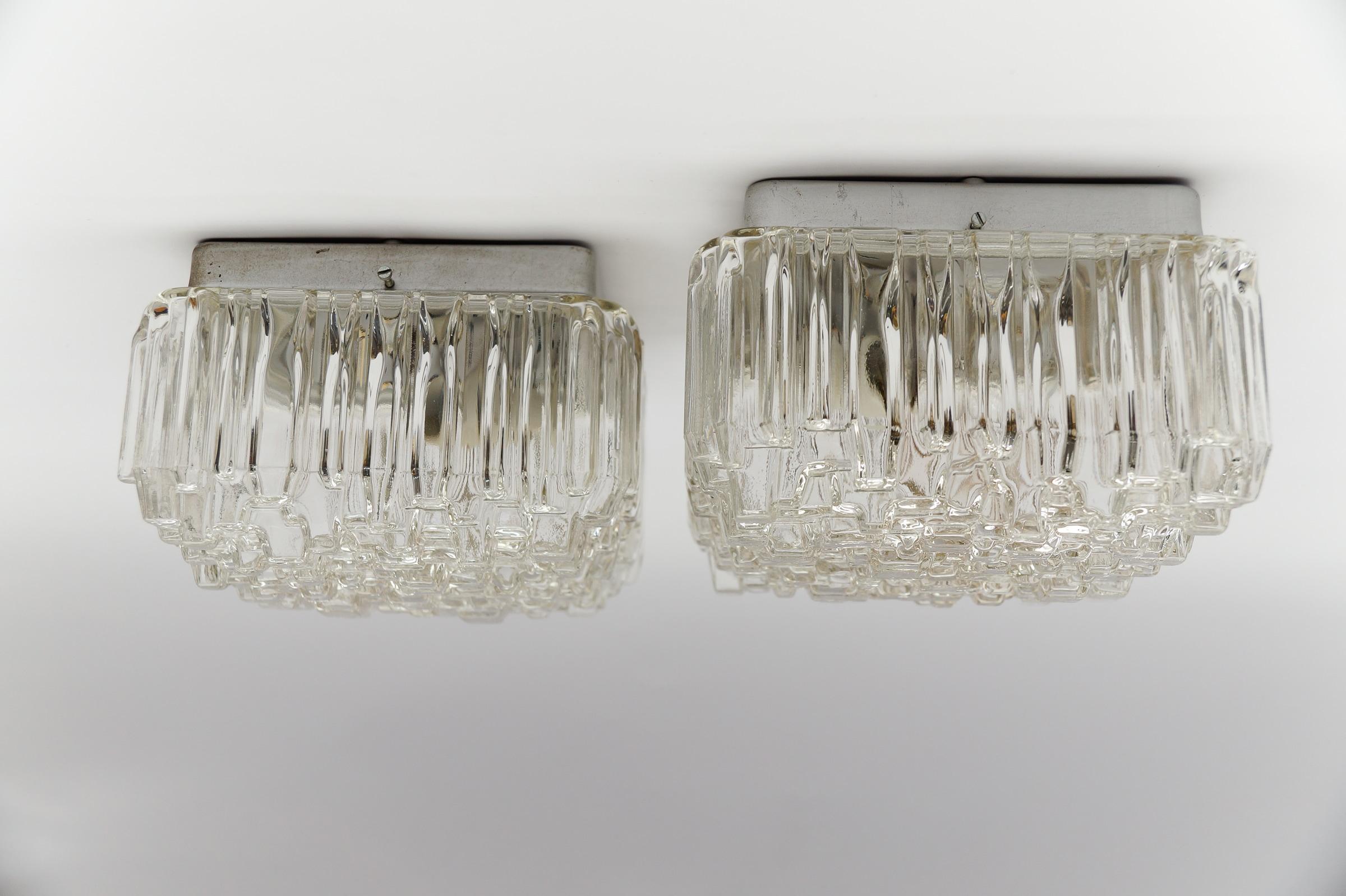 1. de 2 Aplique Geométrico de Burbujas de Cristal de Hoffmann Leuchten Años 60 en venta 3
