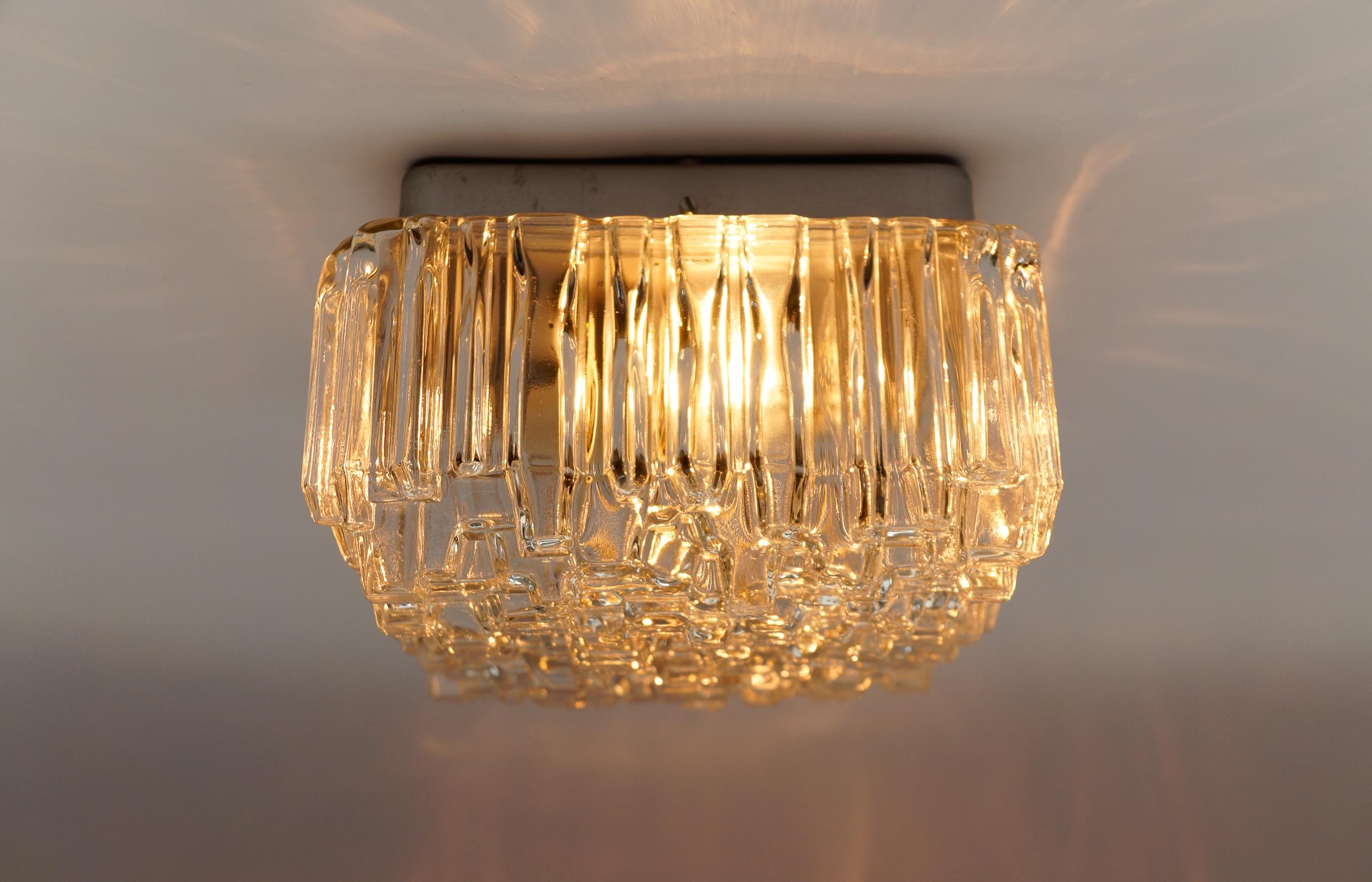 1. de 2 Aplique Geométrico de Burbujas de Cristal de Hoffmann Leuchten Años 60 en Bueno estado para la venta en Nürnberg, Bayern