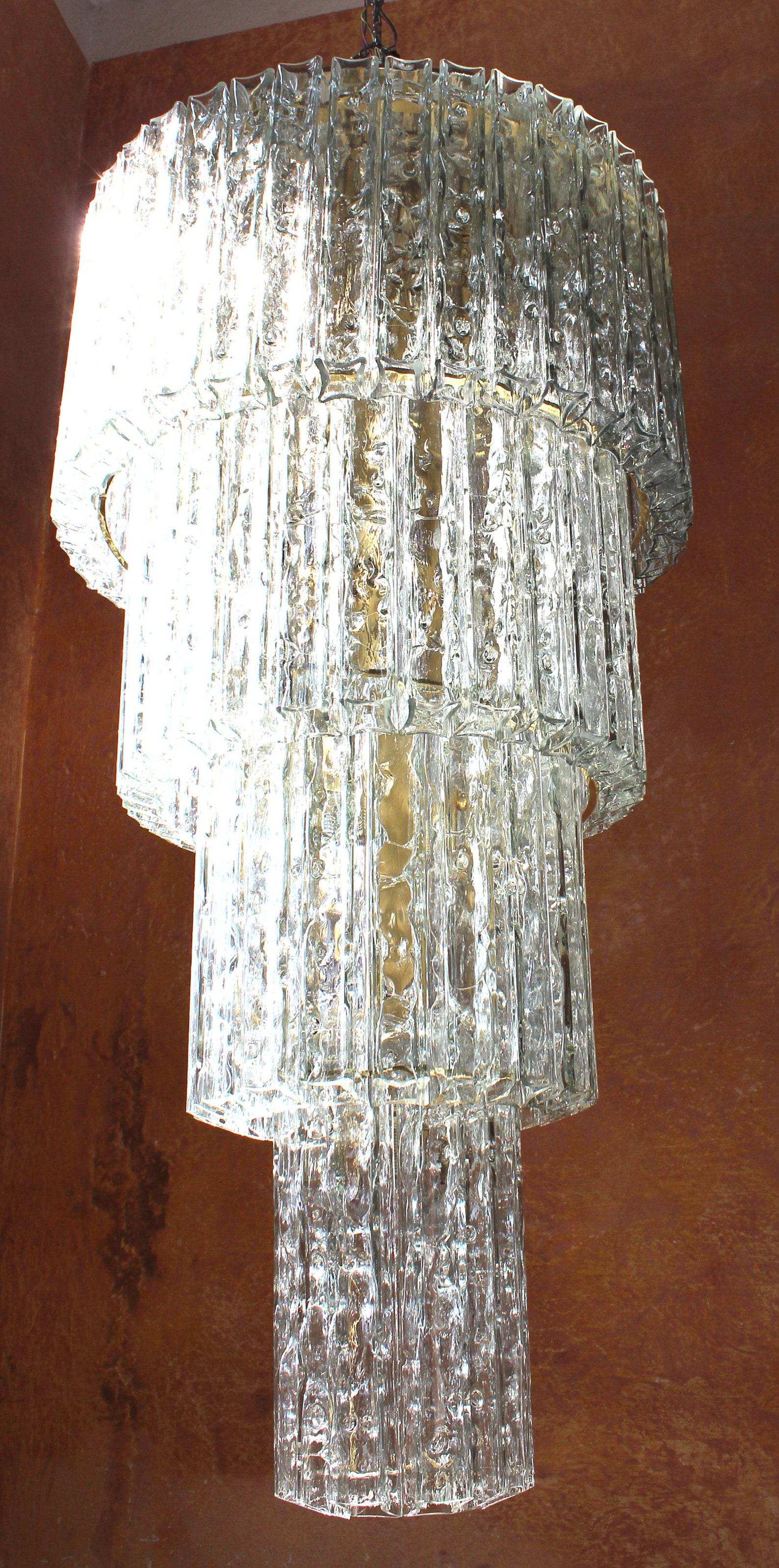 1 of 2 Gigantic 170lbs Doria Ballroom Plafoniere Chandelier, Germany 1970s In Good Condition For Sale In Berlin, BE