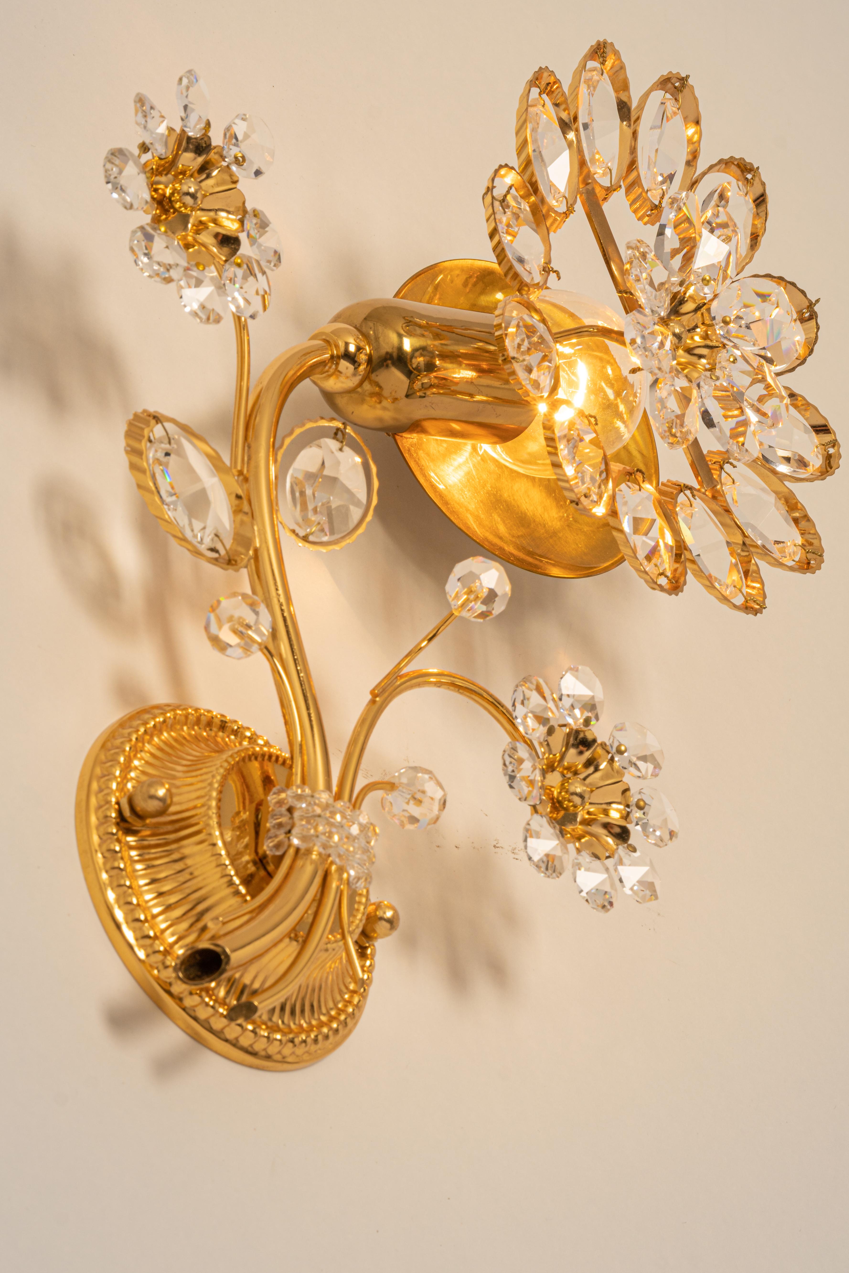 1 of 2 Gilt Brass Flower Shape Wall Lights by Palwa, Germany, 1970s For Sale 3