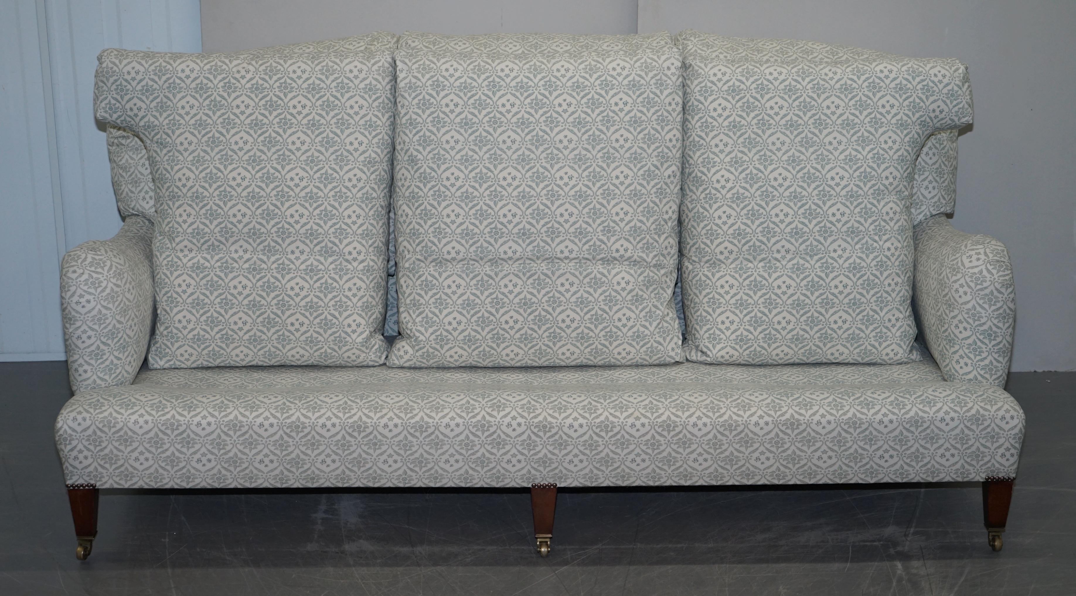 Howard & Sons Sofa entièrement estampillé Coussins en plumes garnis de plumes Ticking en vente 6