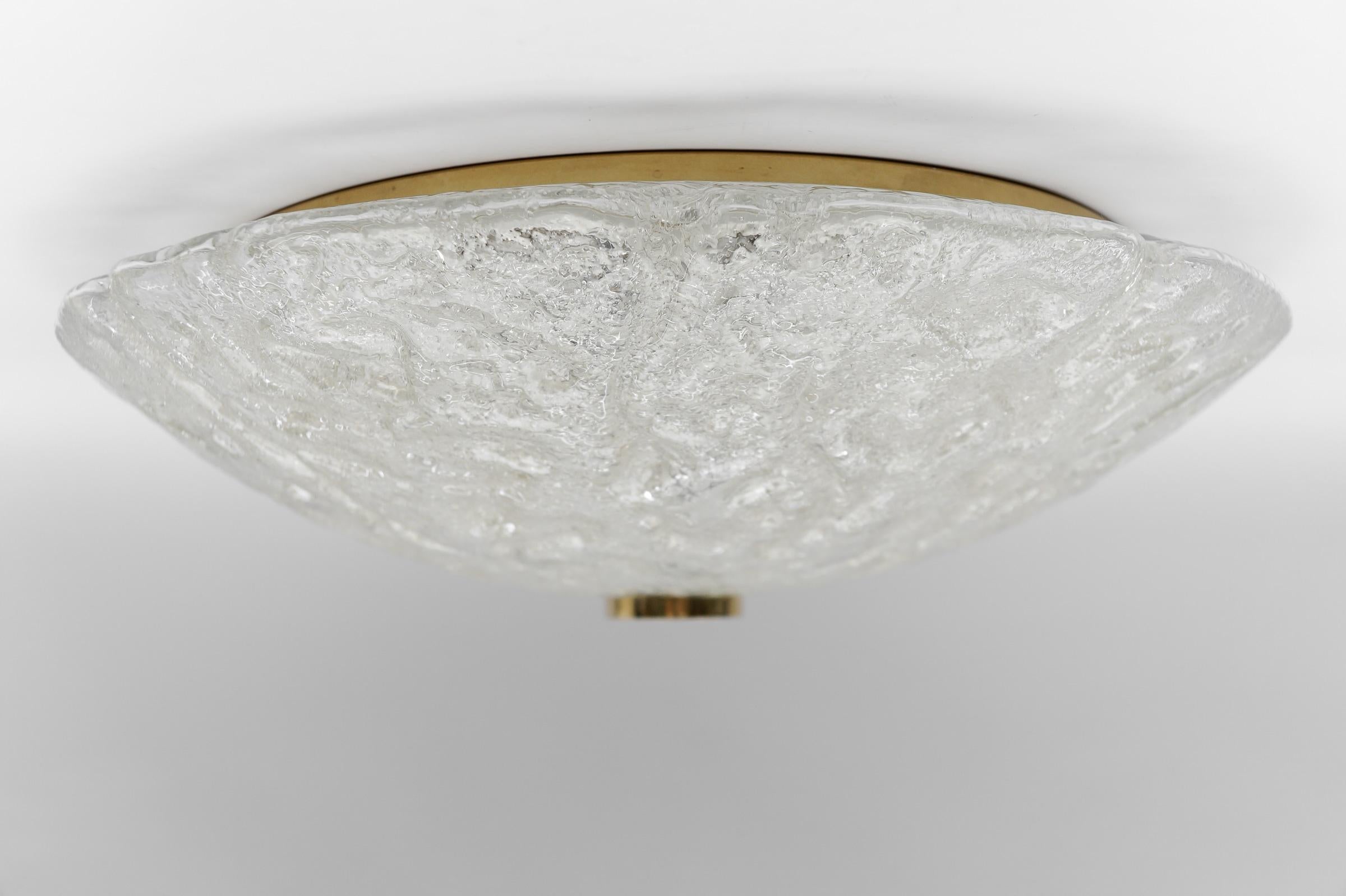 1 of 2 Huge Elegant Flush Mount Lamp in Ice Glass by Limburg, Gerrmany 1960s

The fixture needs 3 x E27 standard bulb.

Light bulbs are not included.

It is possible to install this fixture in all countries (US, Australia, Asia, UK, Europe,..)