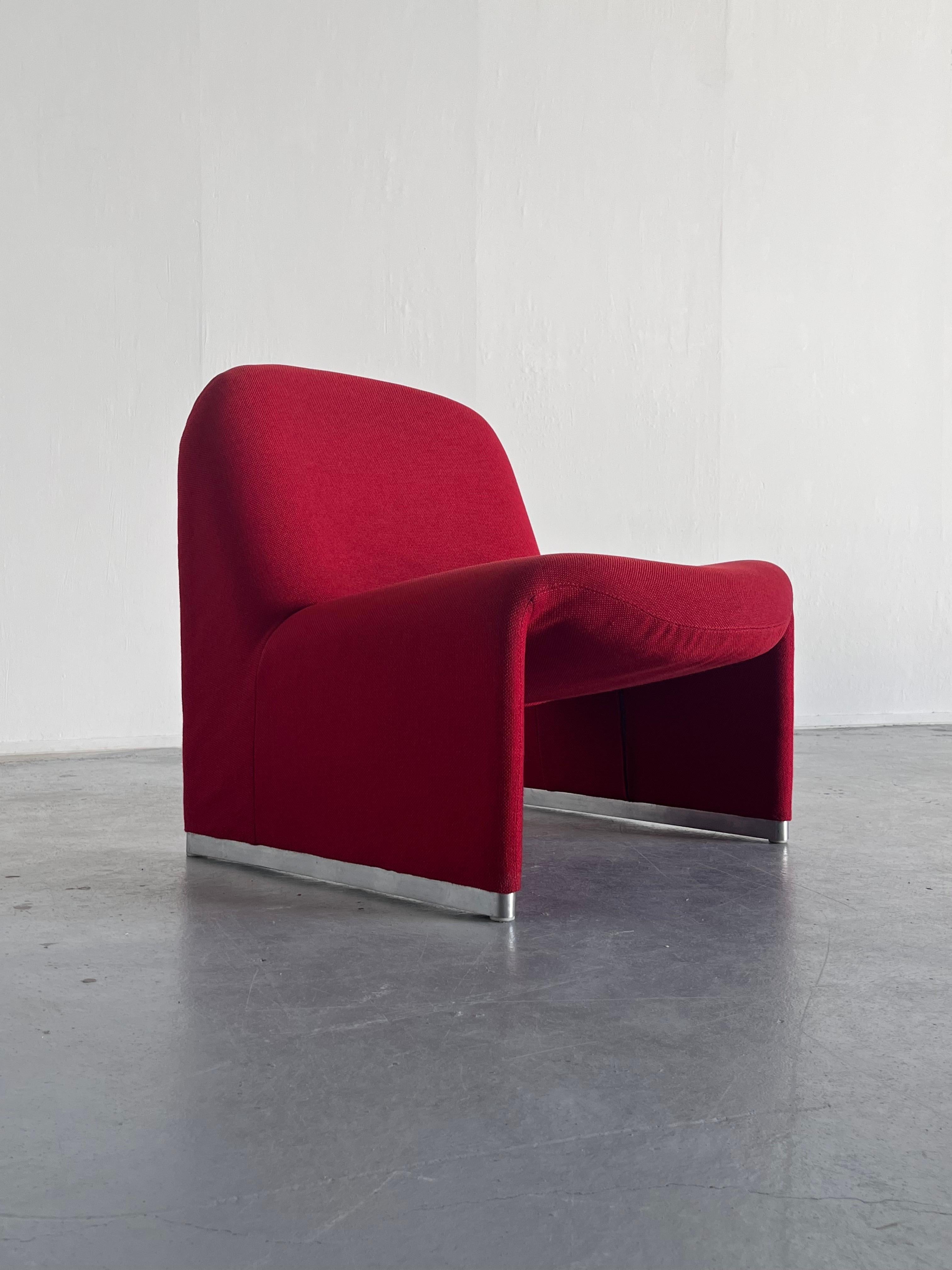 1 of 2 Iconic 'Alky' chairs by Giancarlo Piretti for Anonima Castelli, 1970s 3