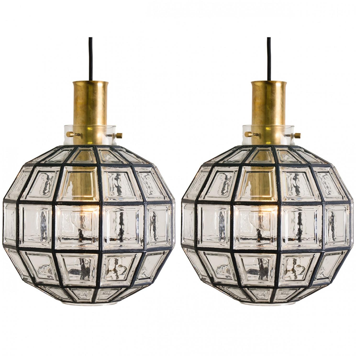 1 di 2 Lampadari in ferro e vetro a bolle, Limburg In condizioni buone in vendita a Rijssen, NL