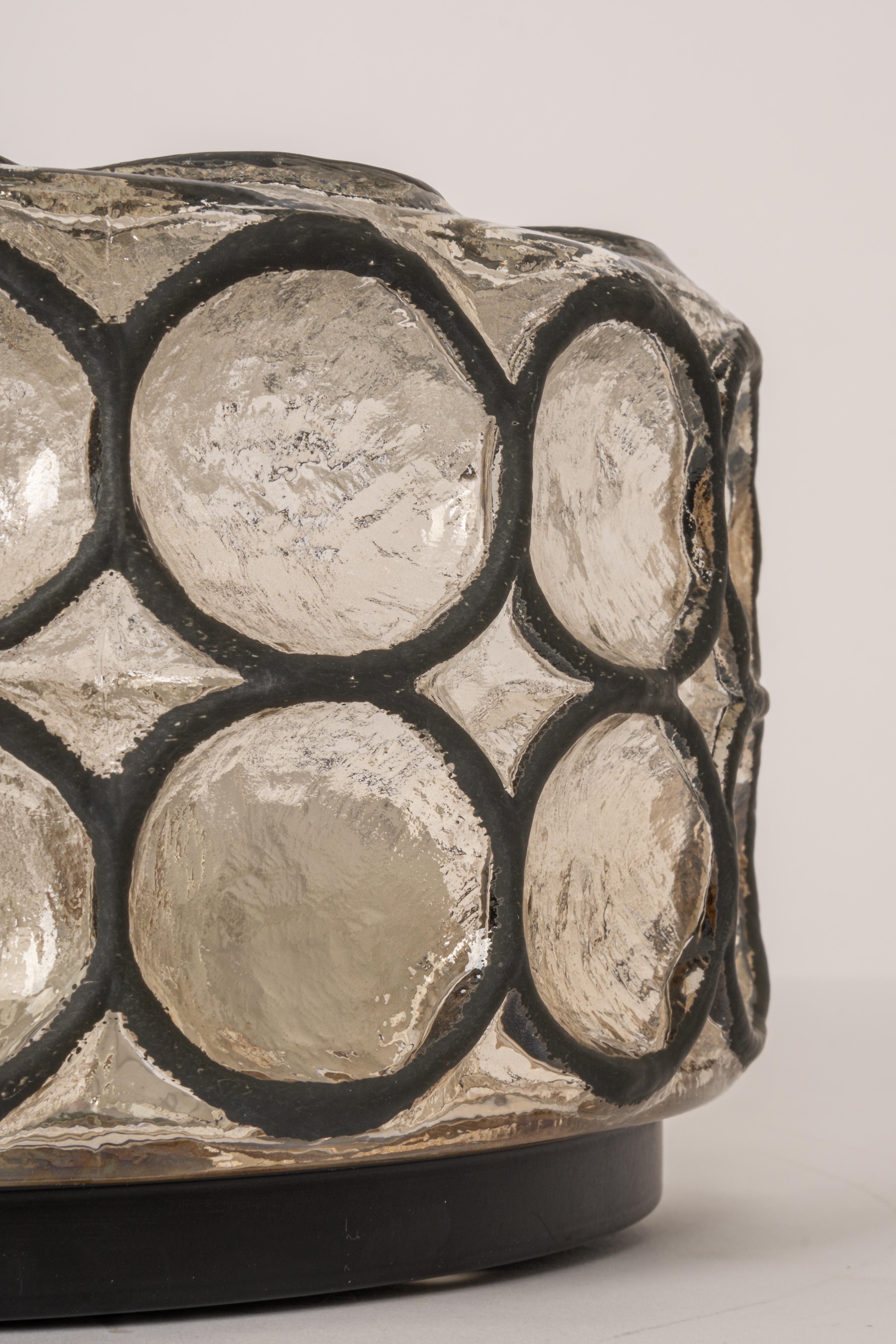 1 de 2 Lámpara de techo de hierro y cristal transparente de Limburg, Alemania, años 60 Vidrio en venta