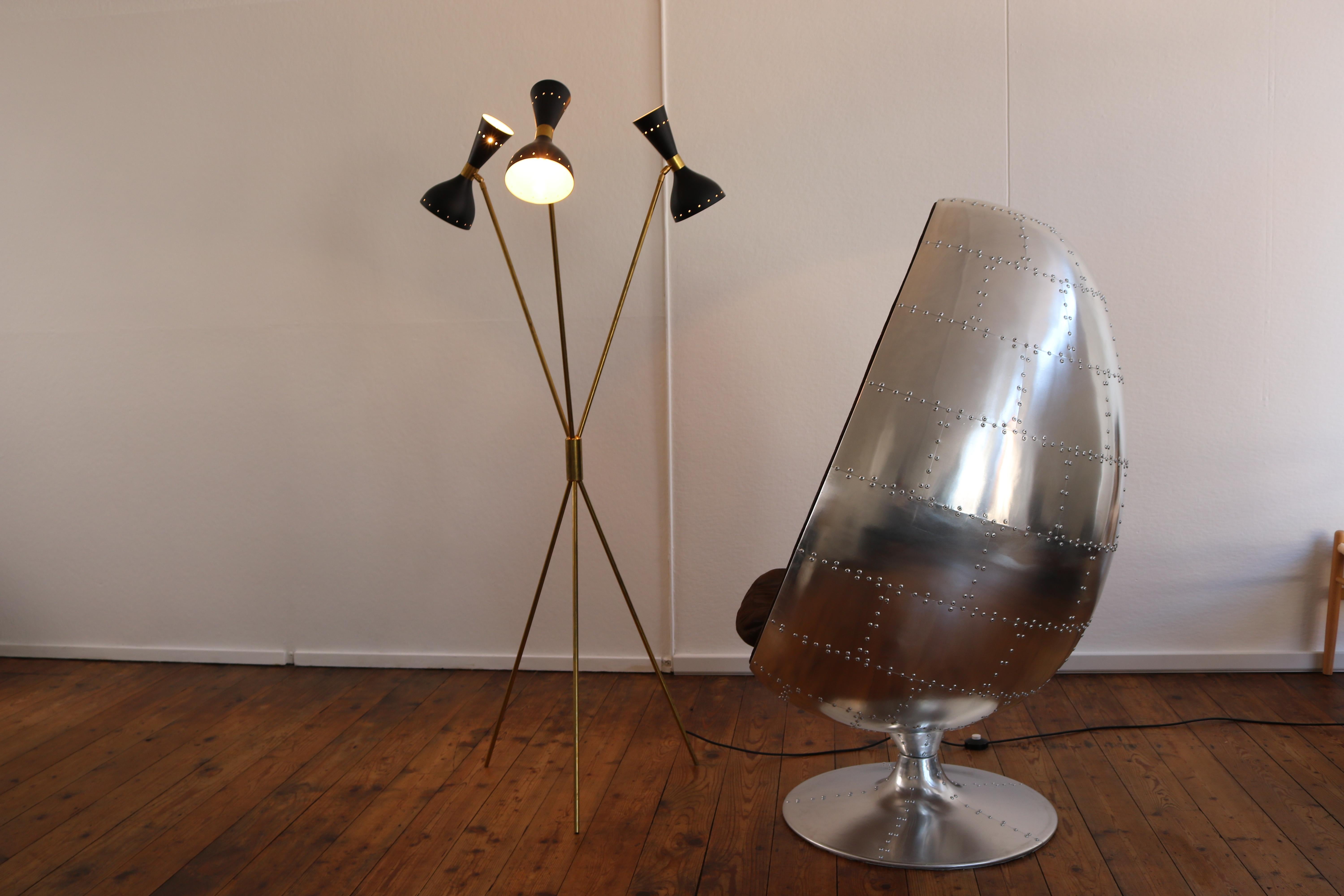 1 of 2 Italian Minimalist Design Floor Lamp Brass Mid-Century Stilnovo style 50s 3