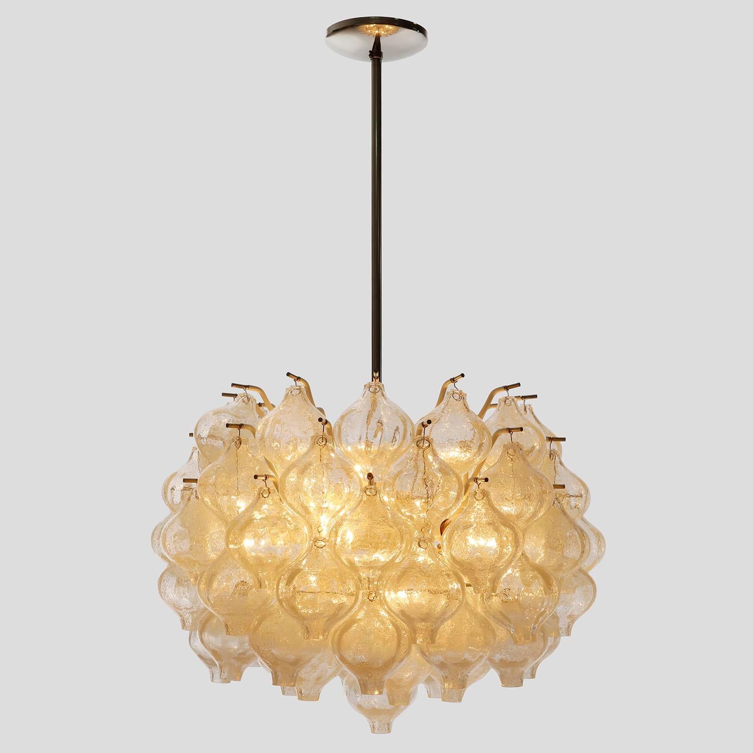 1 of 2 Kalmar Tulipan Chandeliers Pendant Lights, Glass Nickel White Metal, 1970 In Good Condition For Sale In Hausmannstätten, AT