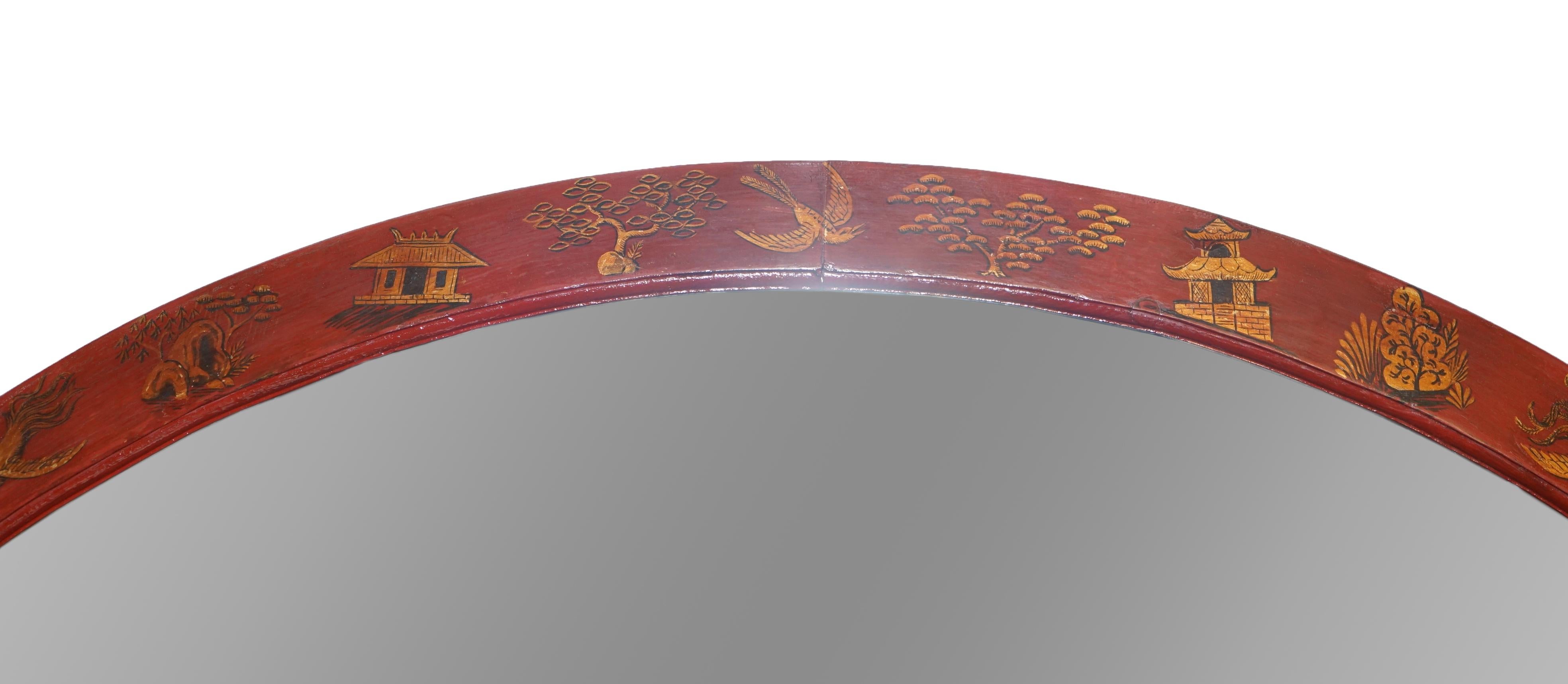 Großer rot lackierter chinesischer bemalter Chinoiserie-Spiegel (Handgefertigt) im Angebot