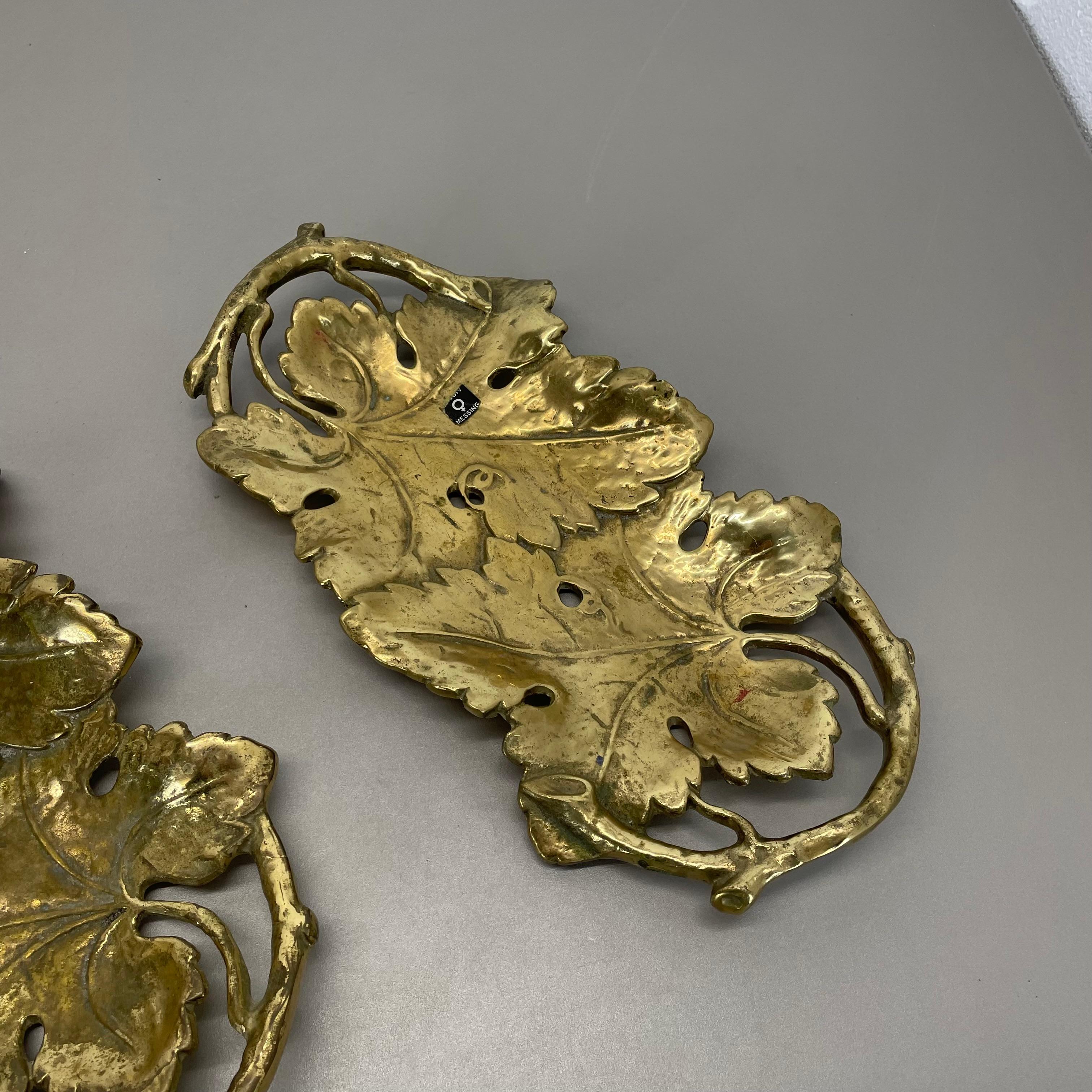 1 di 2 Grandi elementi a conchiglia in ottone da 34 cm Auböck Hagenauer, Germania, anni '70 in vendita 3