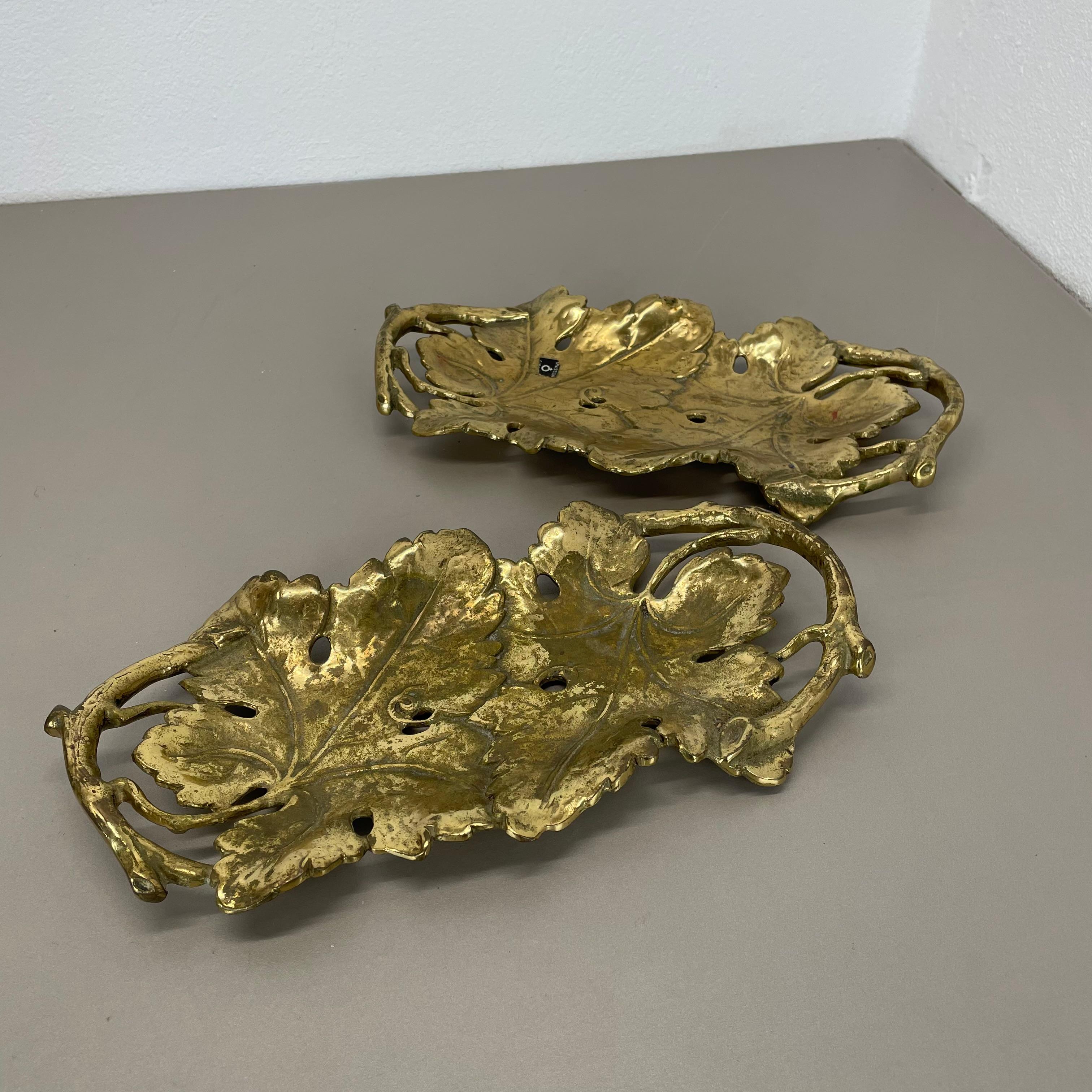 1 di 2 Grandi elementi a conchiglia in ottone da 34 cm Auböck Hagenauer, Germania, anni '70 in vendita 9