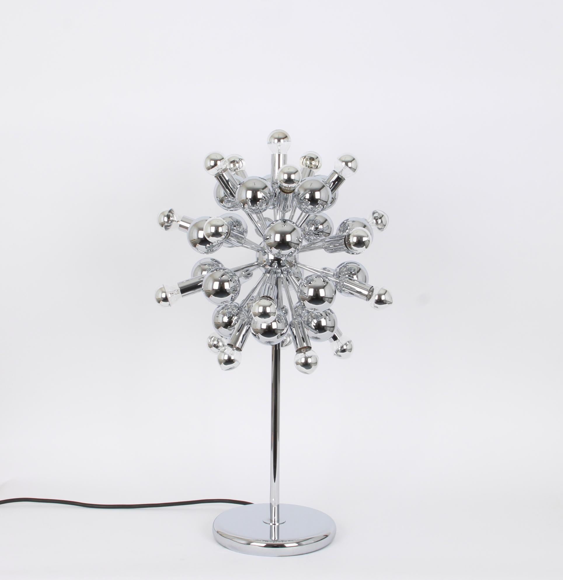 1 of 2 Large Chrome Space Age Sputnik Table Lamps by Cosack, Germany, 1970s In Good Condition For Sale In Aachen, NRW
