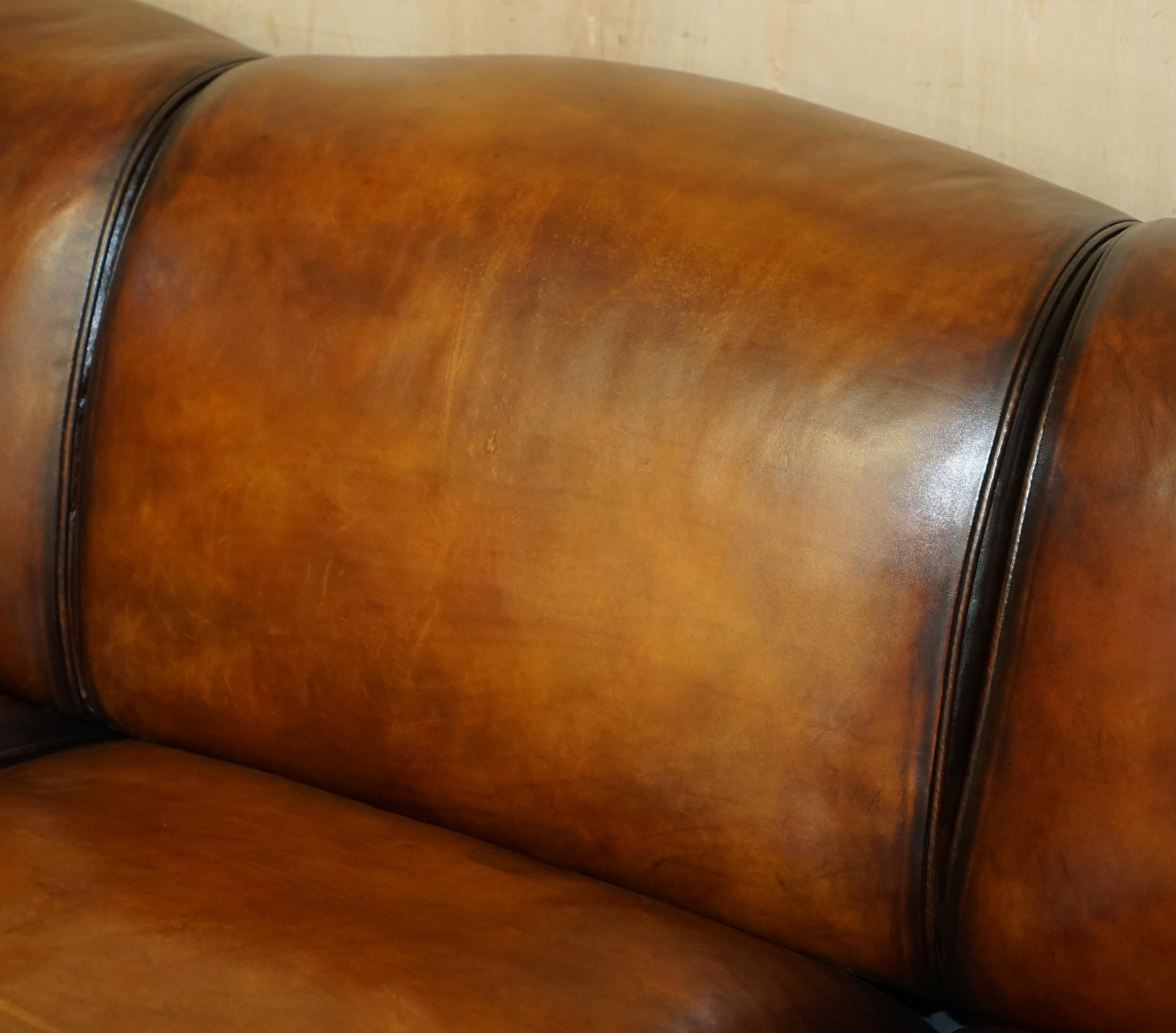 1 von 2 LARGE GEORGE SMITH HOWARD & SON's BROWN LEATHER SIGNATURE SCROLL ARM SOFA im Angebot 3