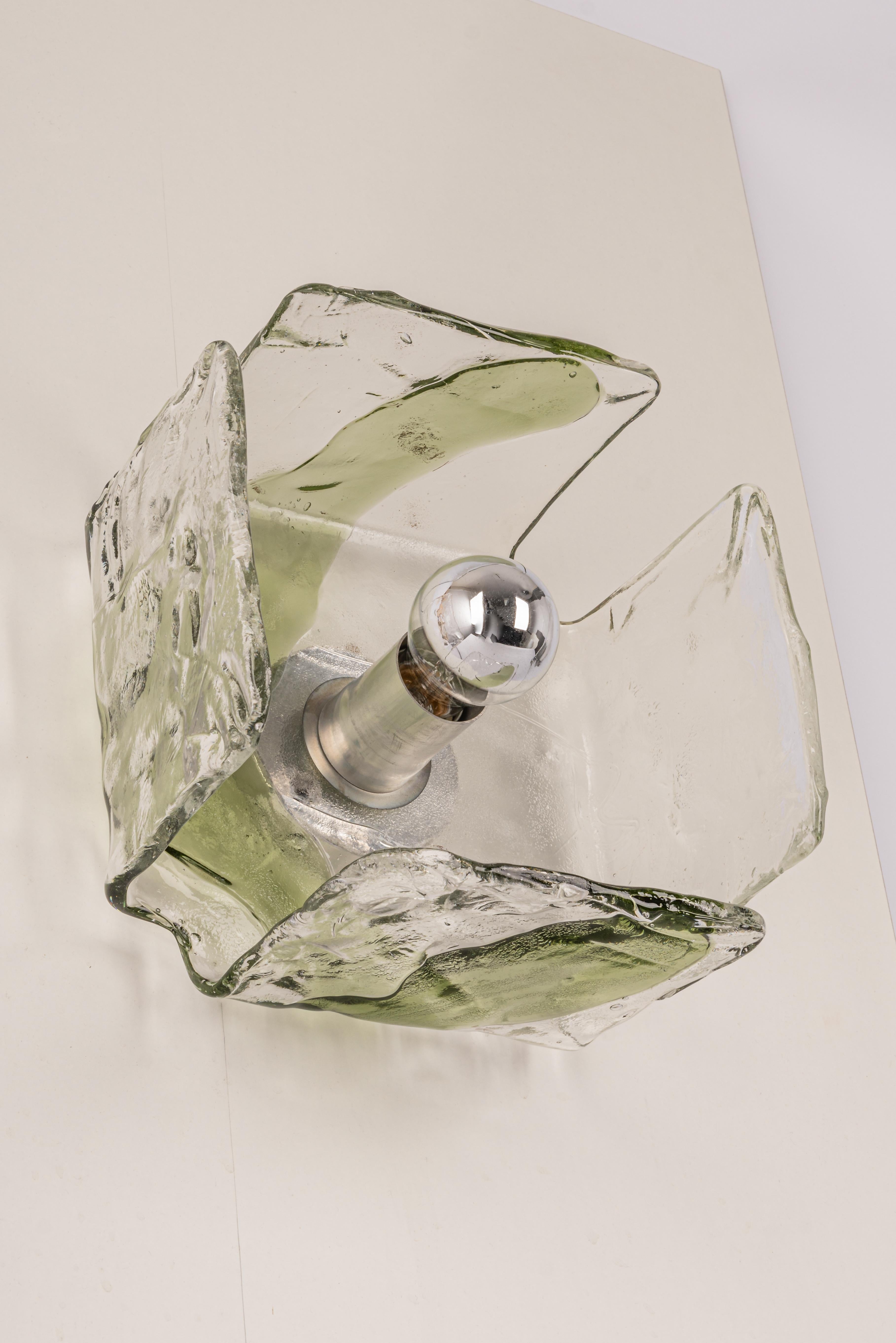 1 of 15 Large Glass Wall Light Designed by Carlo Nason for Kalmar, 1960s In Good Condition For Sale In Aachen, NRW