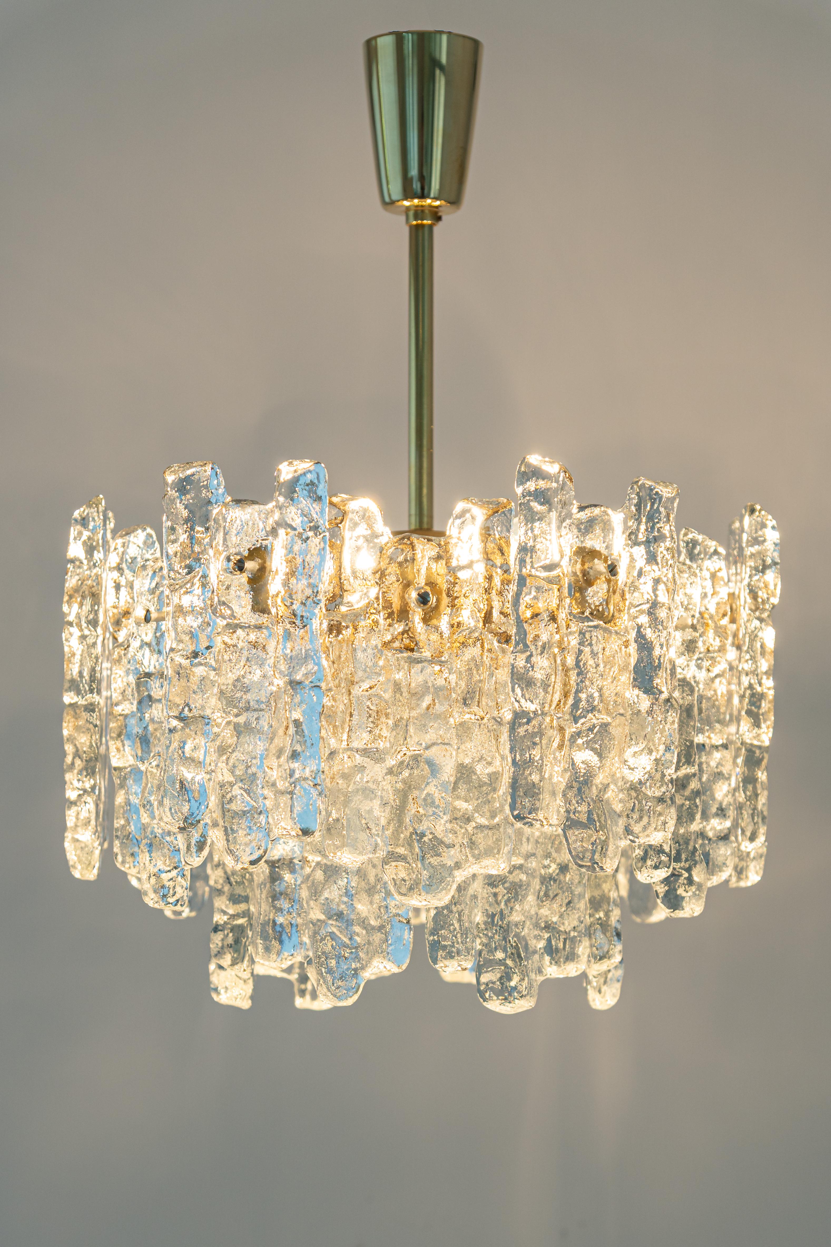 1 of 2 Large Murano Ice Glass Chandelier by Kalmar, Austria, 1960s For Sale 2