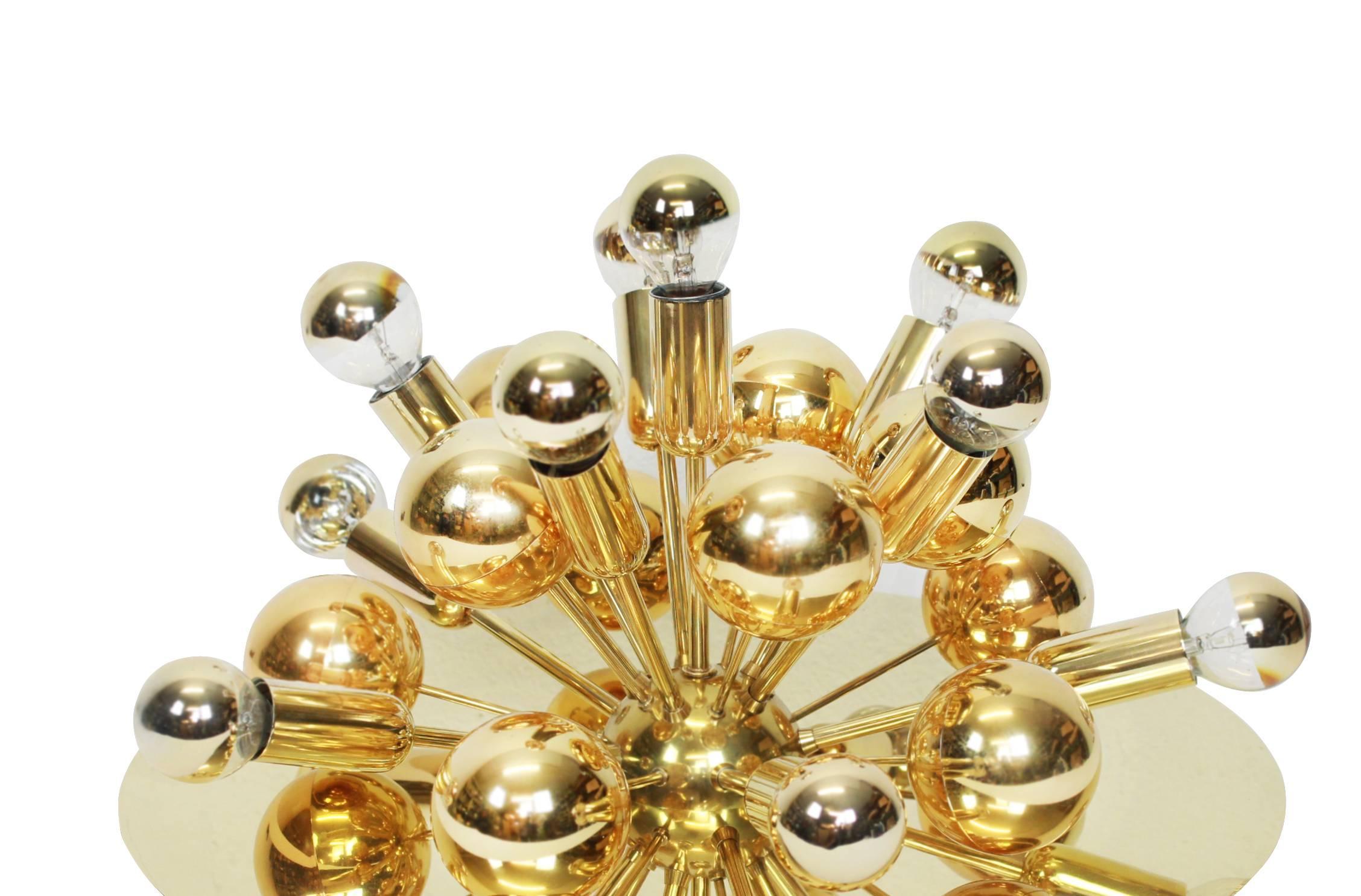 1 de 2 Lámpara empotrada o de pared Sputnik grande de Cosack, Alemania, años 70 Era espacial en venta