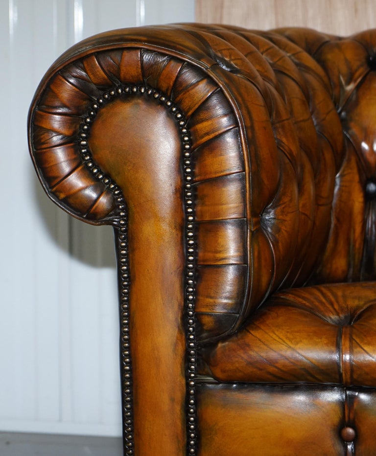 1 of 2 Lovely Hand Dyed Restored Whisky Brown Pleated Leather Chesterfield Sofa For Sale 7