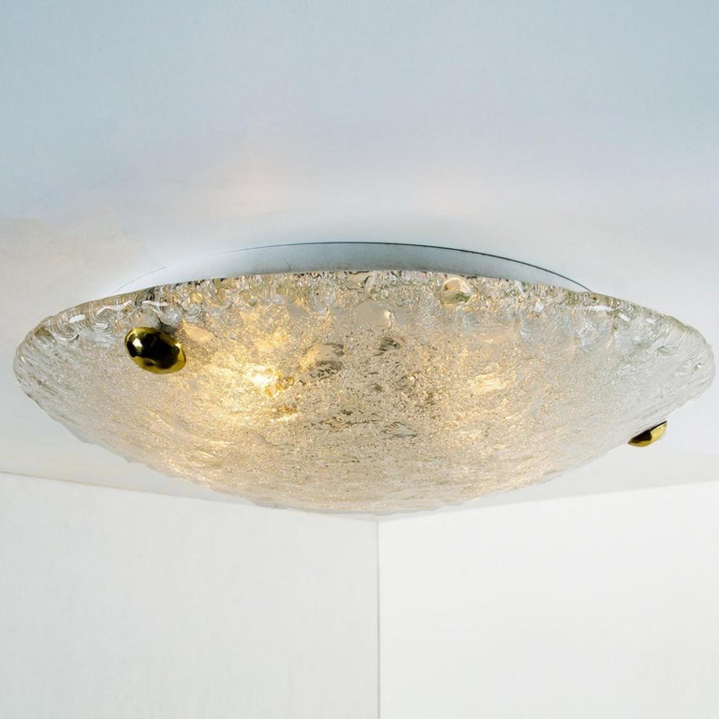 1 of 2 Massive Textured Murano Flush Mount / Wall Lights by Hillebrand In Good Condition For Sale In Rijssen, NL