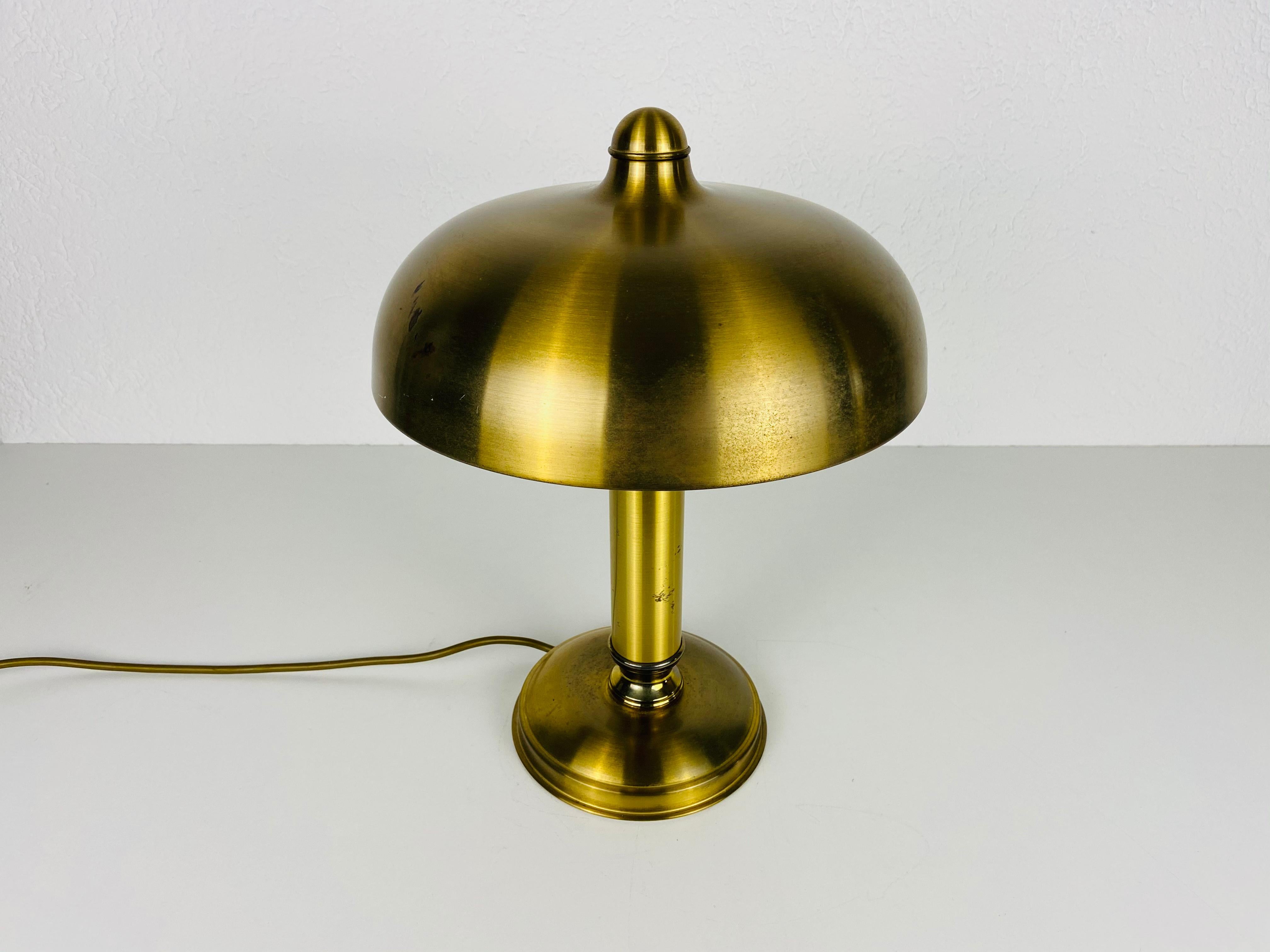 1 of 2 Midcentury Full Brass Table Lamps, 1960s, Germany In Good Condition For Sale In Hagenbach, DE