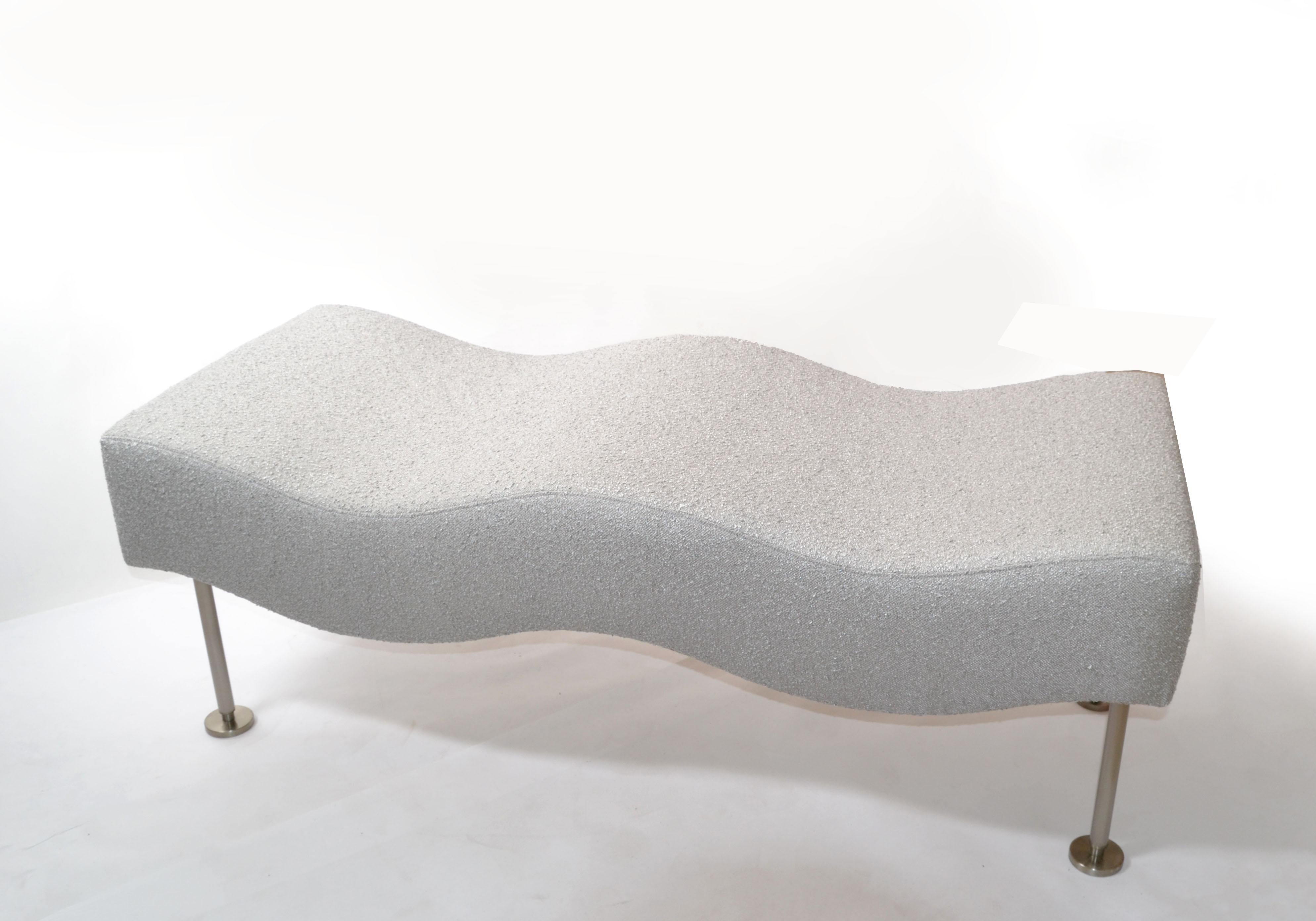 1 of 2 Custom made Modern Brueton Industries silver grey Bouclé fabric upholstery daybed, sofa or bench in wave design.
Very comfortable and sturdy mounted on 4 chrome legs.
Has a great look with its cool design.
Priced by piece.