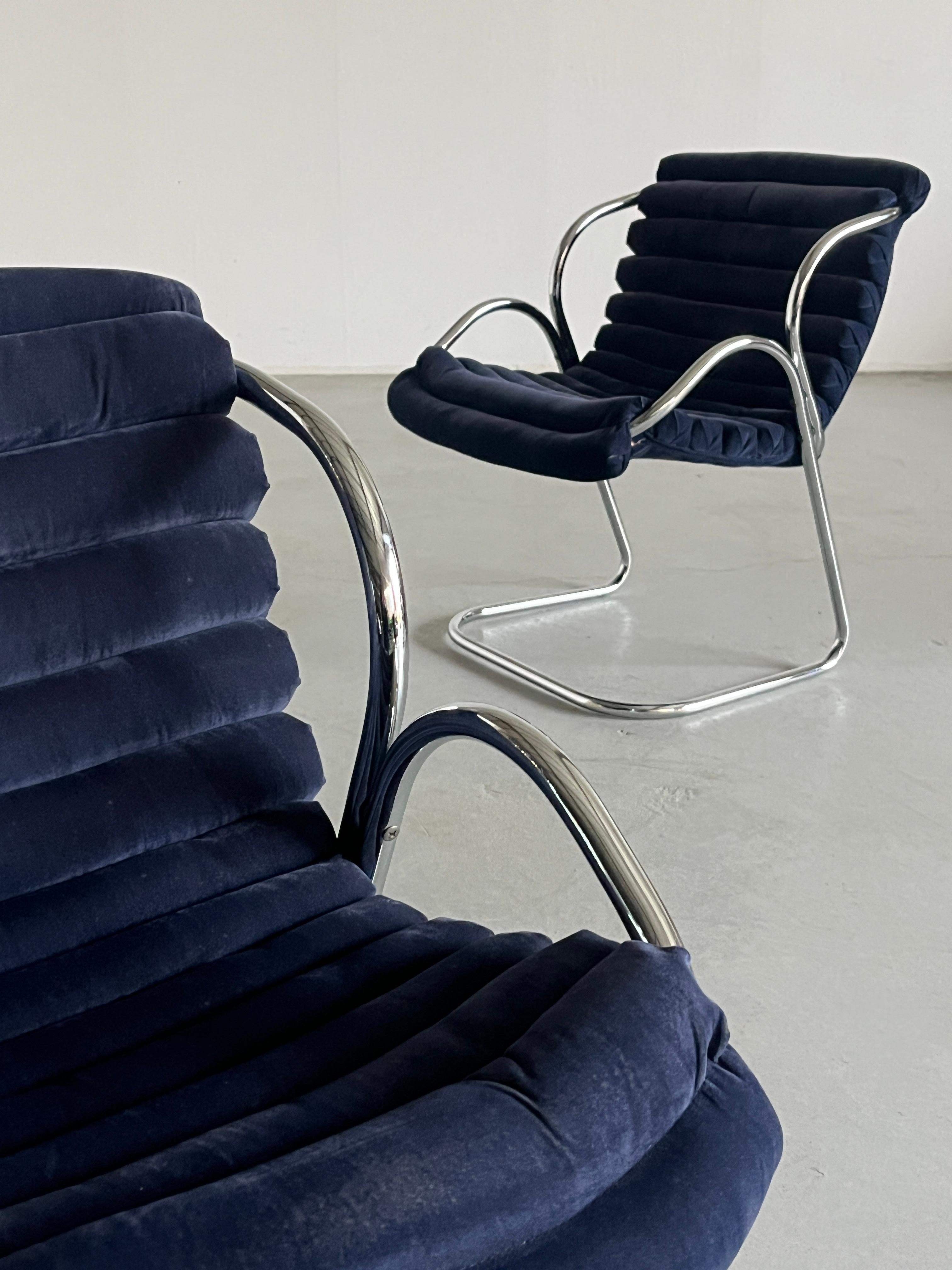 1 of 2 Modernist Armchairs in Blue Velvet Upholstery and Chromed Steel, 1970s 2