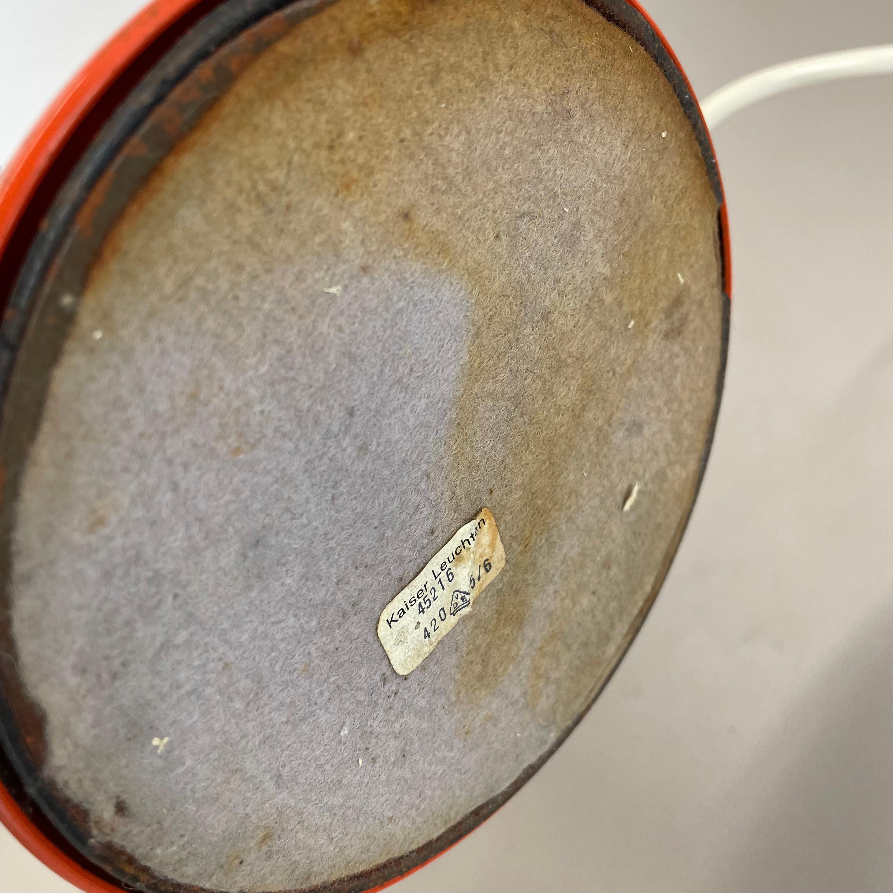 1 de 2 Lámpara de mesa Sputnik naranja modernista Kaiser Leuchten, años 70 Alemania en venta 6