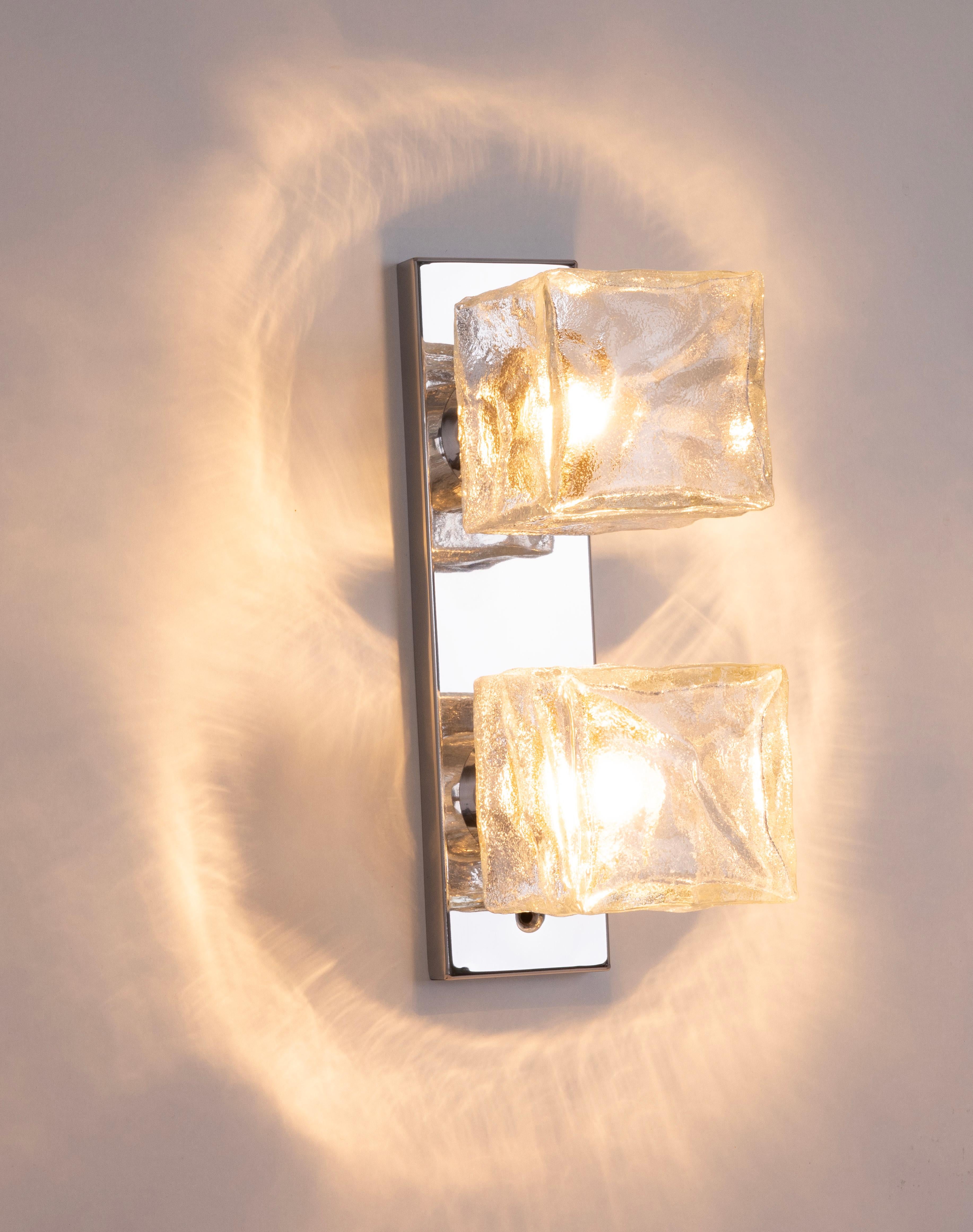 Fine XX secolo 1 of 2 Applique in vetro di Murano di Kalmar Cube, Austria, anni '60 in vendita