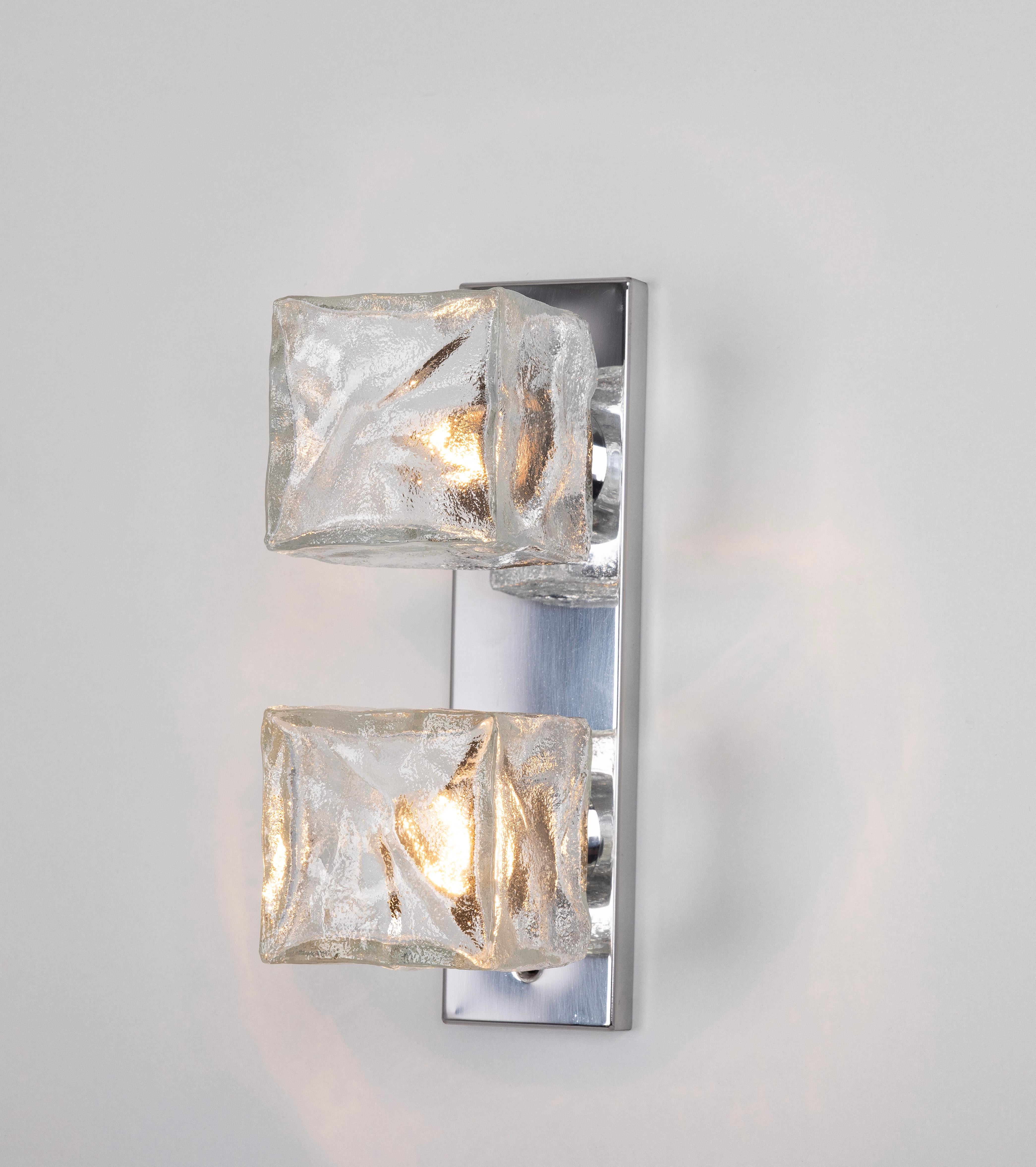 Vetro di Murano 1 of 2 Applique in vetro di Murano di Kalmar Cube, Austria, anni '60 in vendita