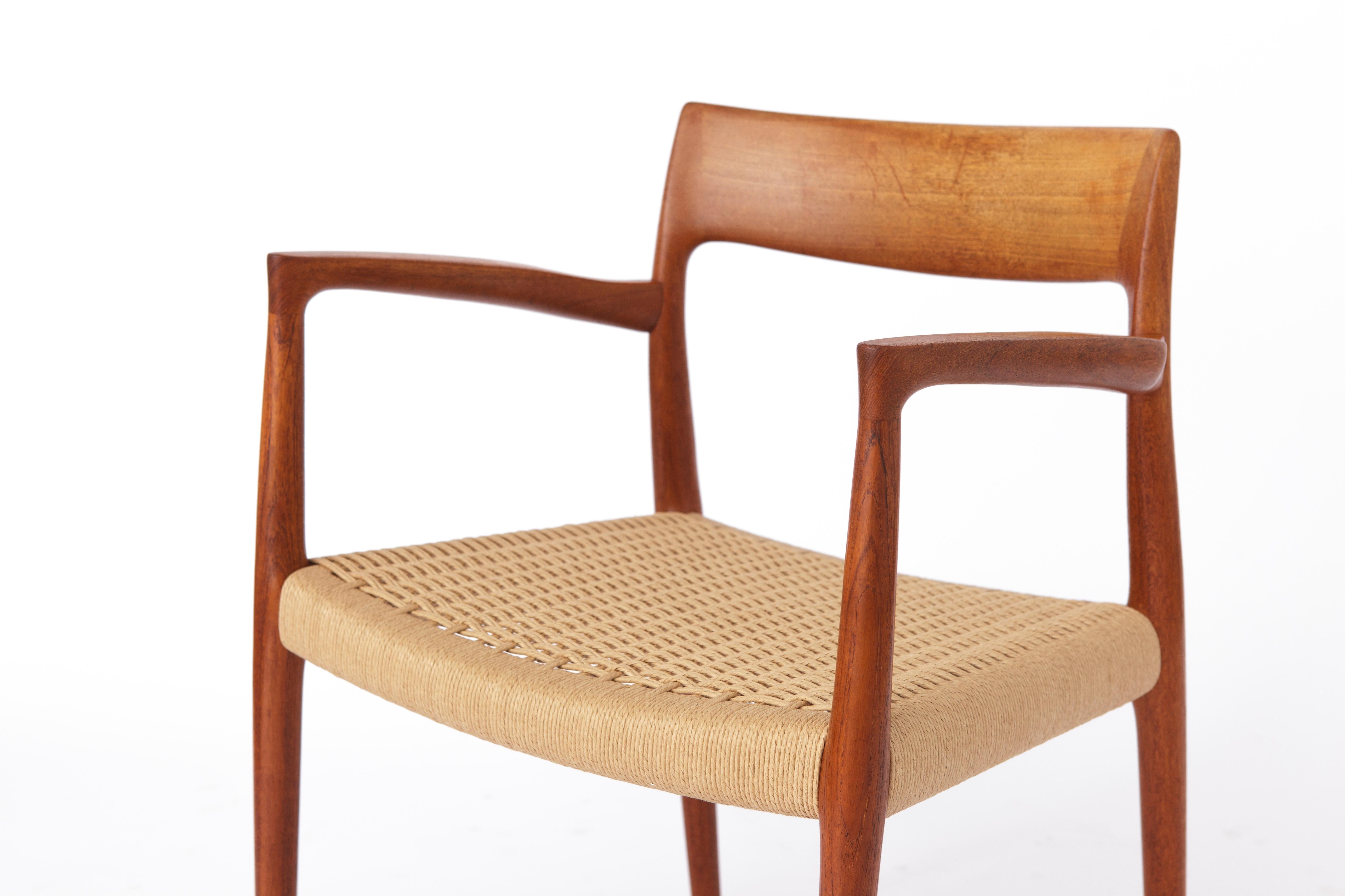 1 von 2 Niels Moller Sessel, Modell 57, 1950er Vintage, Sitz aus Papierkordel, Esszimmer (Moderne der Mitte des Jahrhunderts) im Angebot