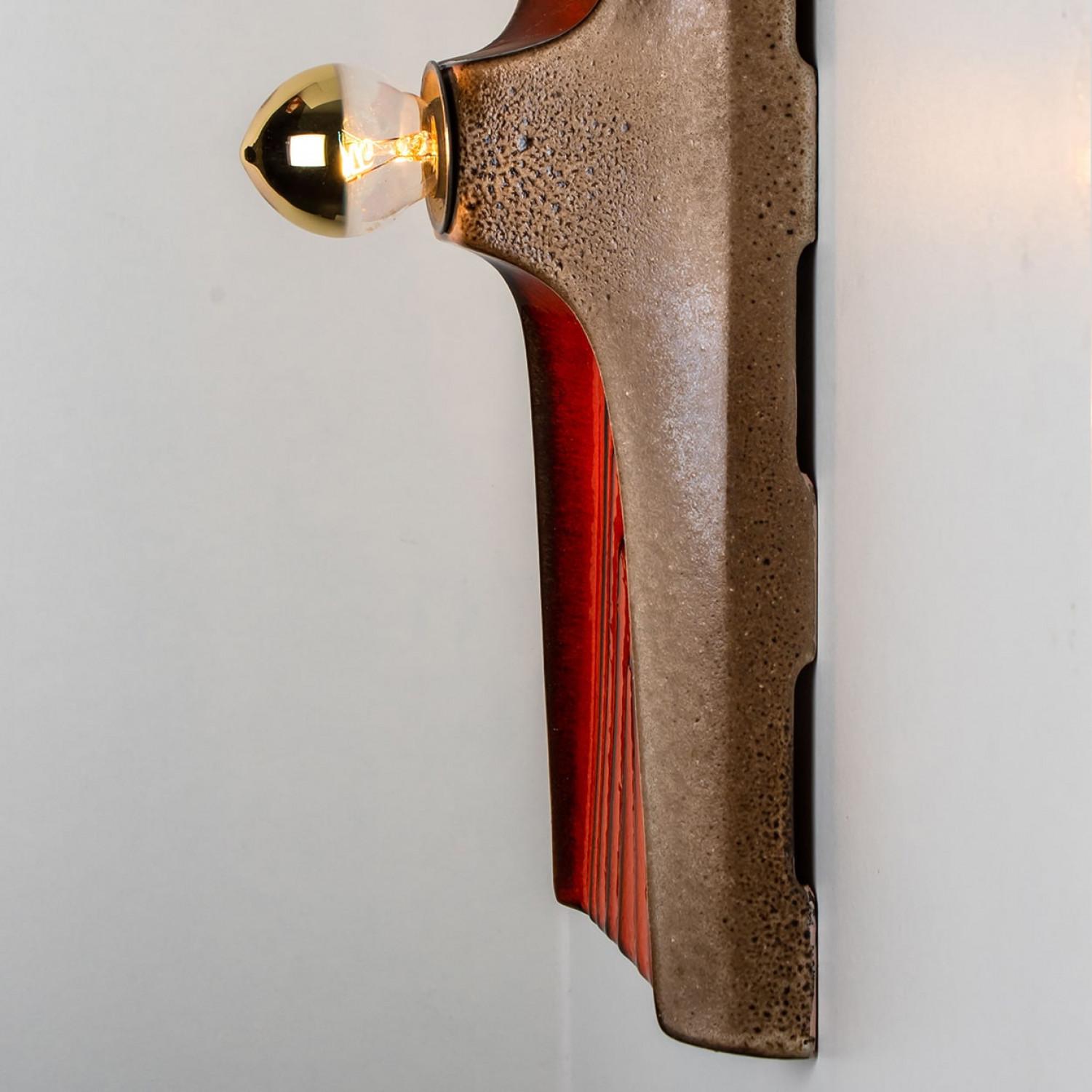 1 di 2 Lampade da parete in ceramica marrone arancione, Germania, 1970 in vendita 4